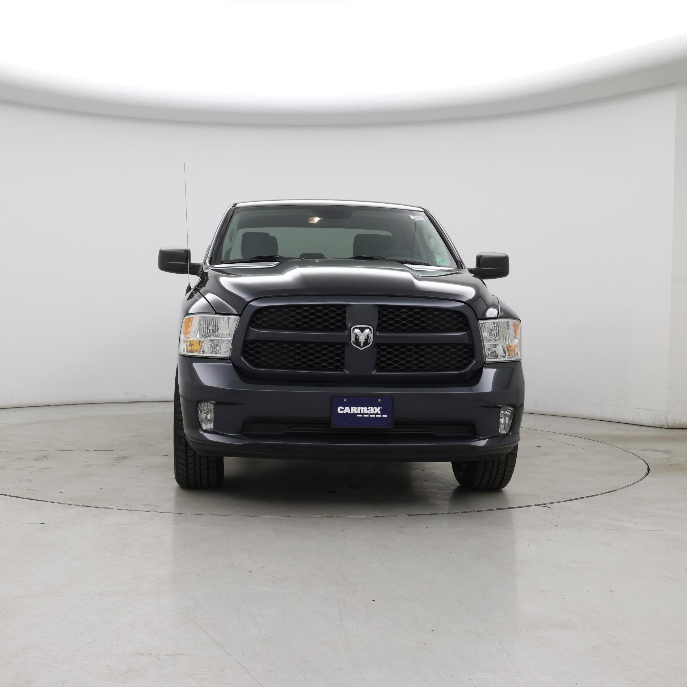 Thumbnail: 2019 RAM 1500 Classic - 5