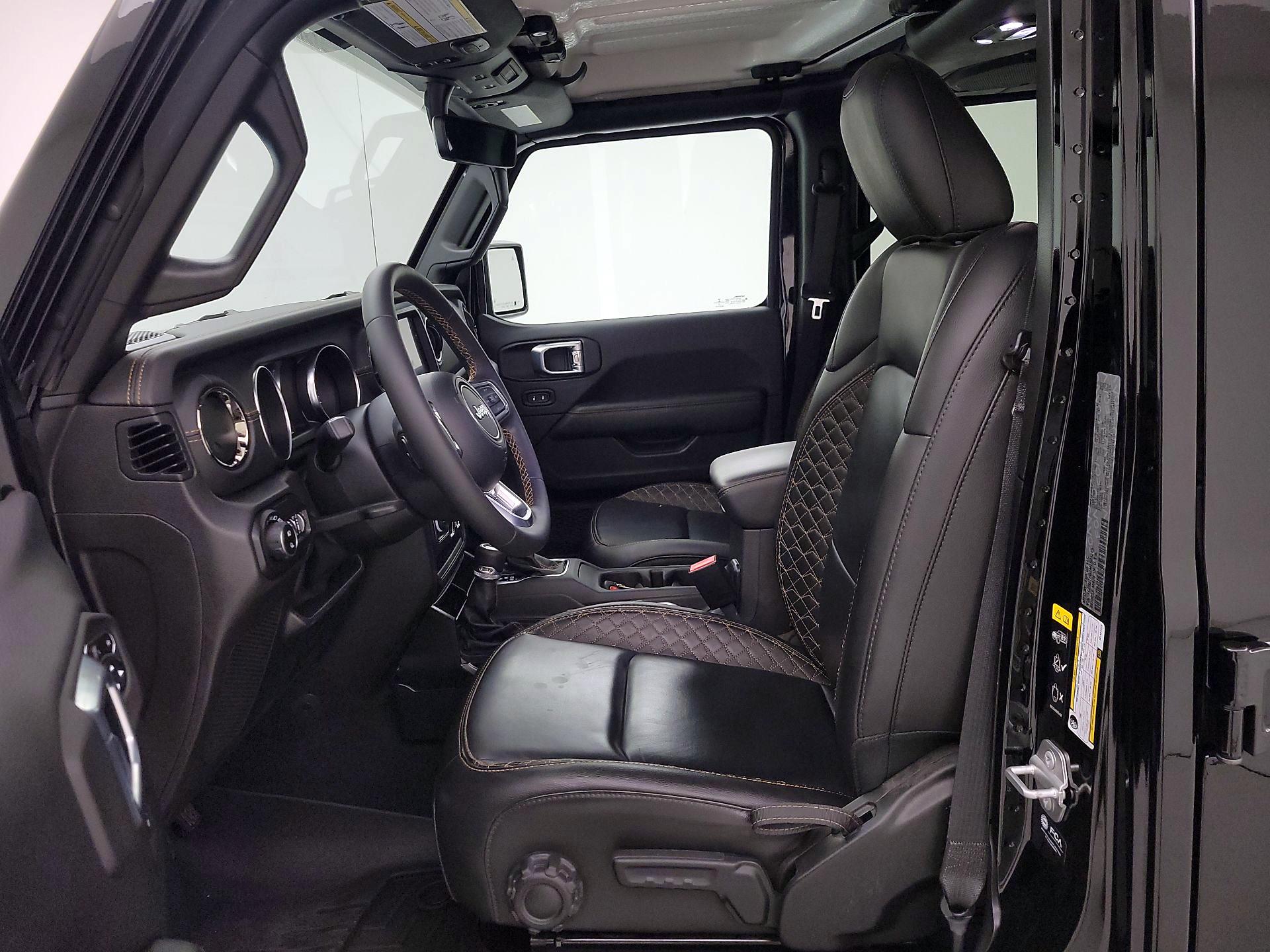 Thumbnail: 2021 Jeep Gladiator - 11