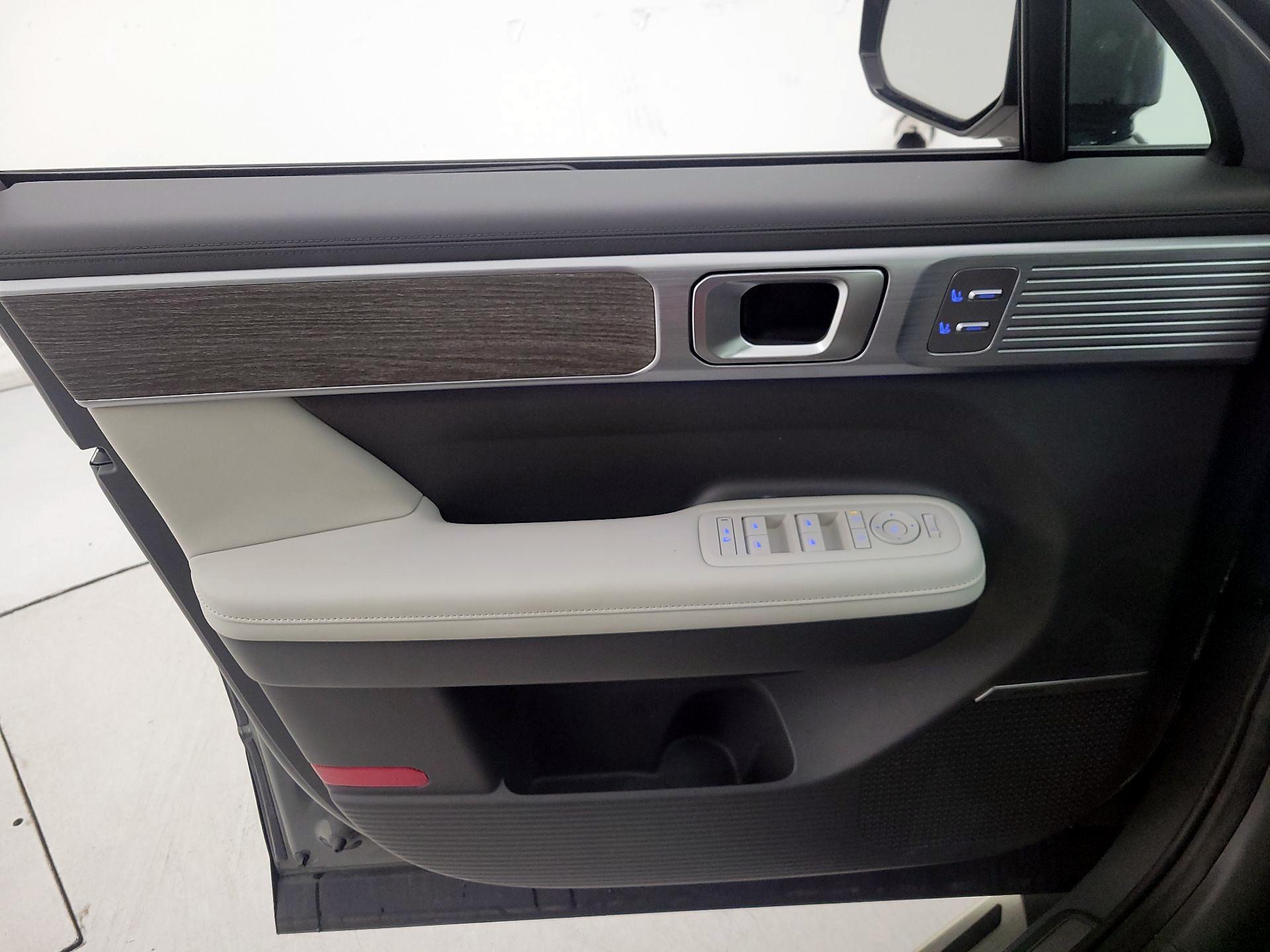 Thumbnail: 2024 Hyundai Santa Fe - 12