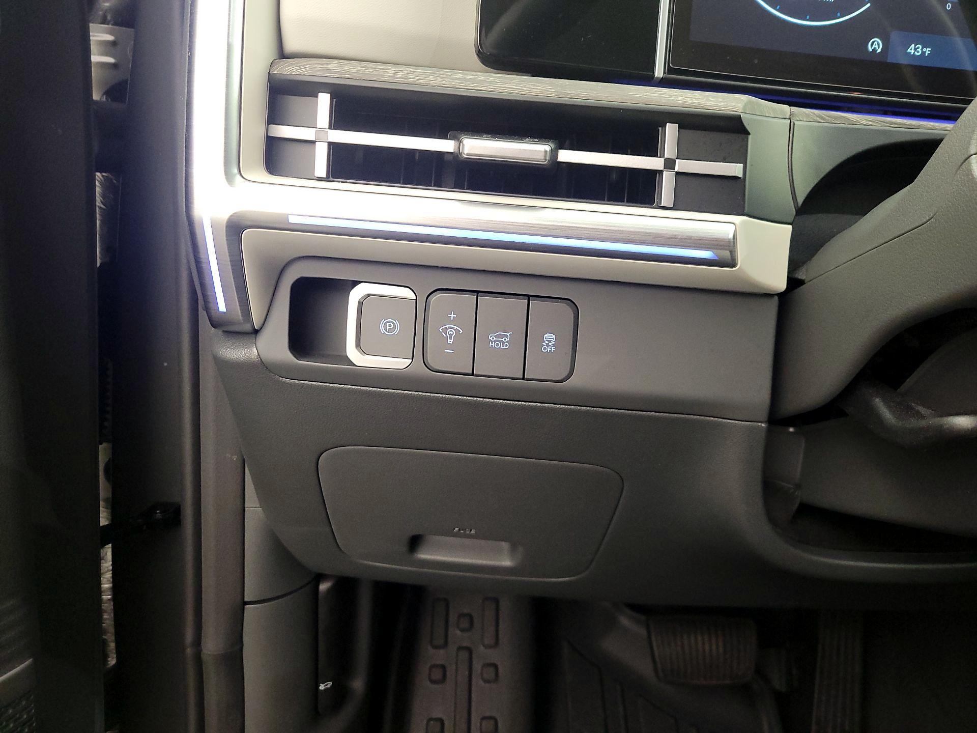 Thumbnail: 2024 Hyundai Santa Fe - 13