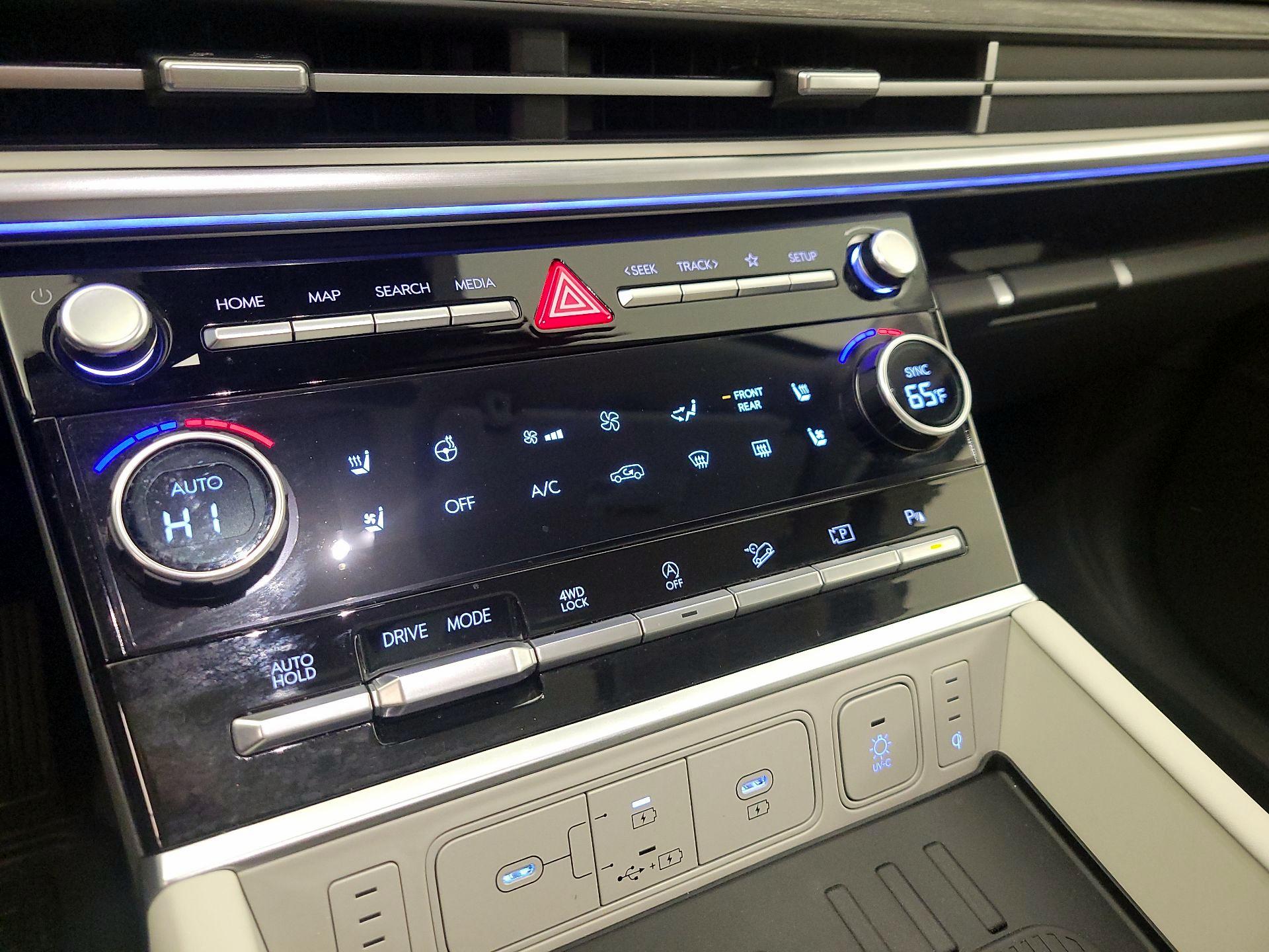 Thumbnail: 2024 Hyundai Santa Fe - 17