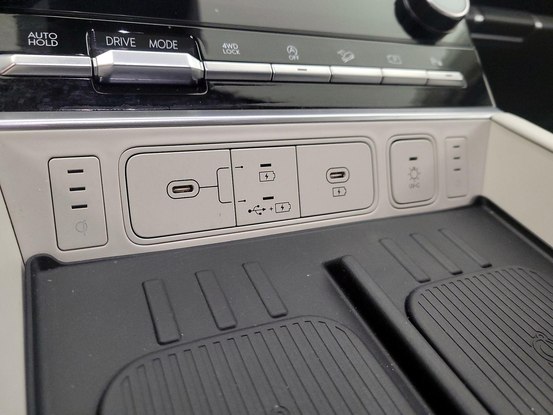 Thumbnail: 2024 Hyundai Santa Fe - 19