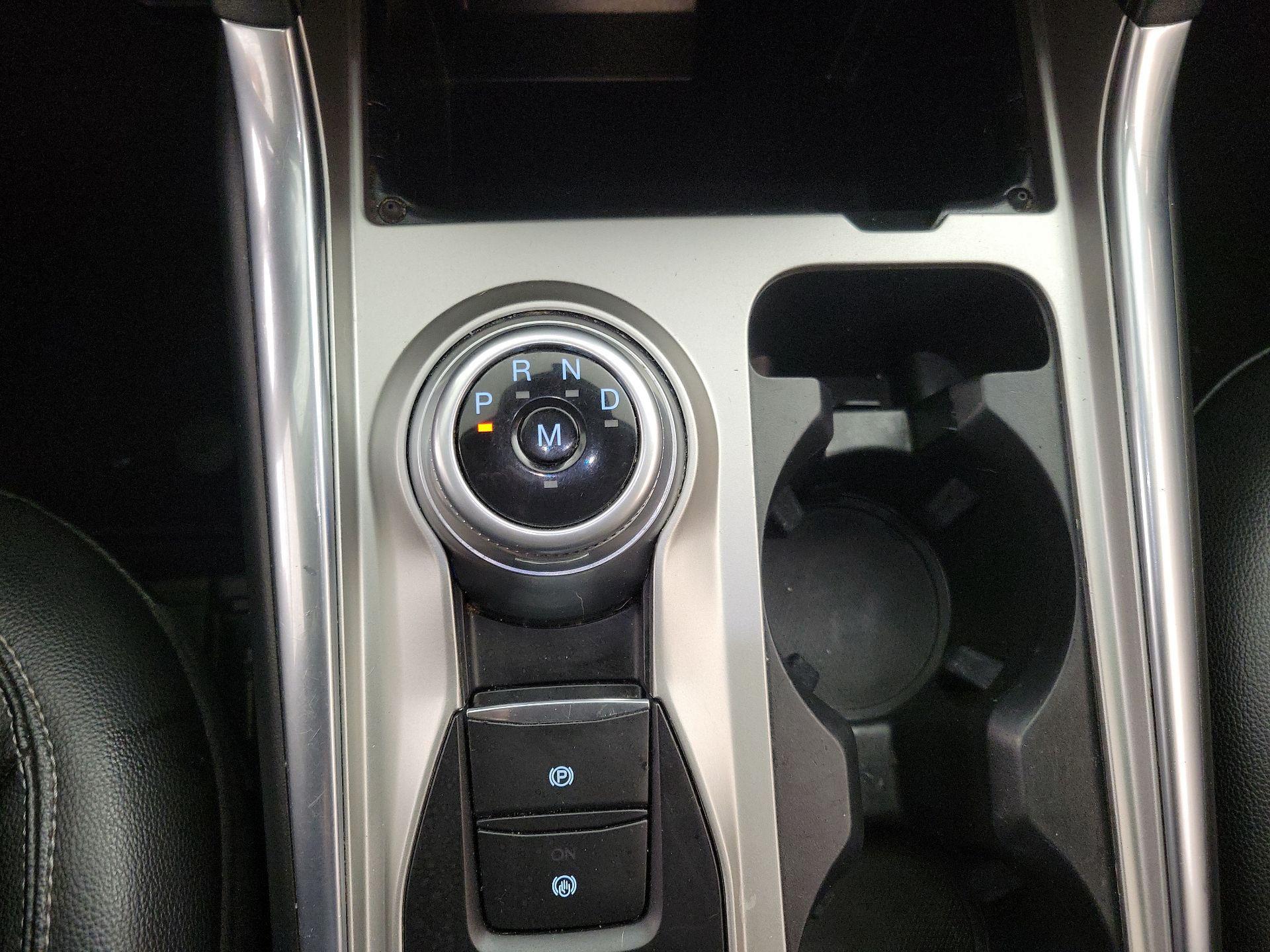 Thumbnail: 2020 Ford Explorer - 18