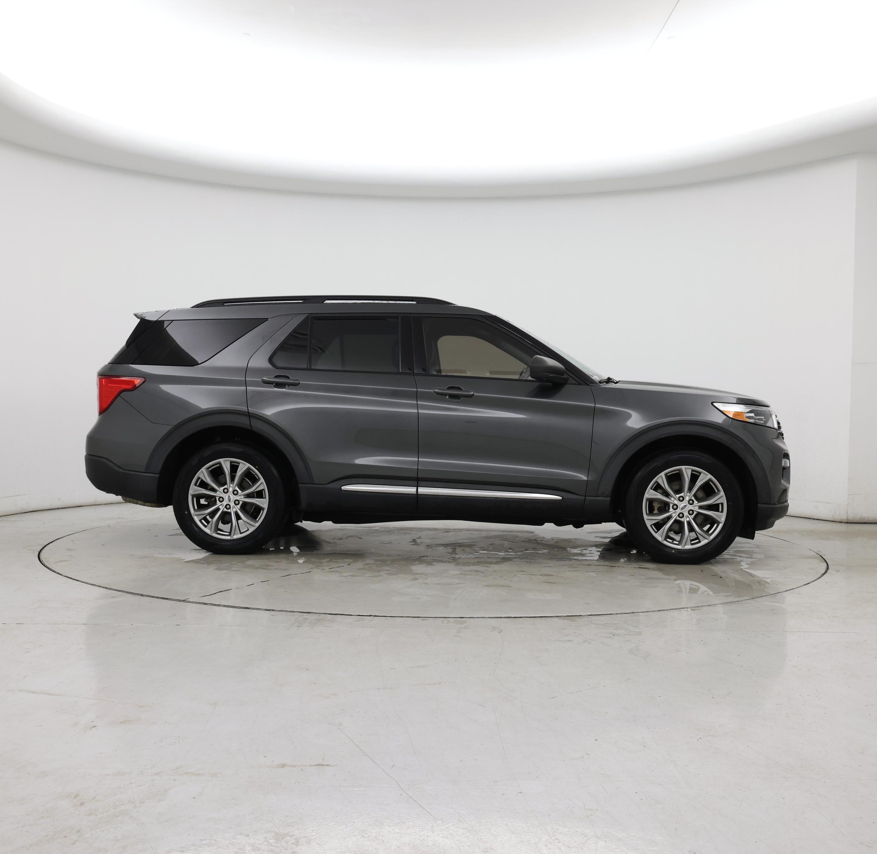 Thumbnail: 2020 Ford Explorer - 7