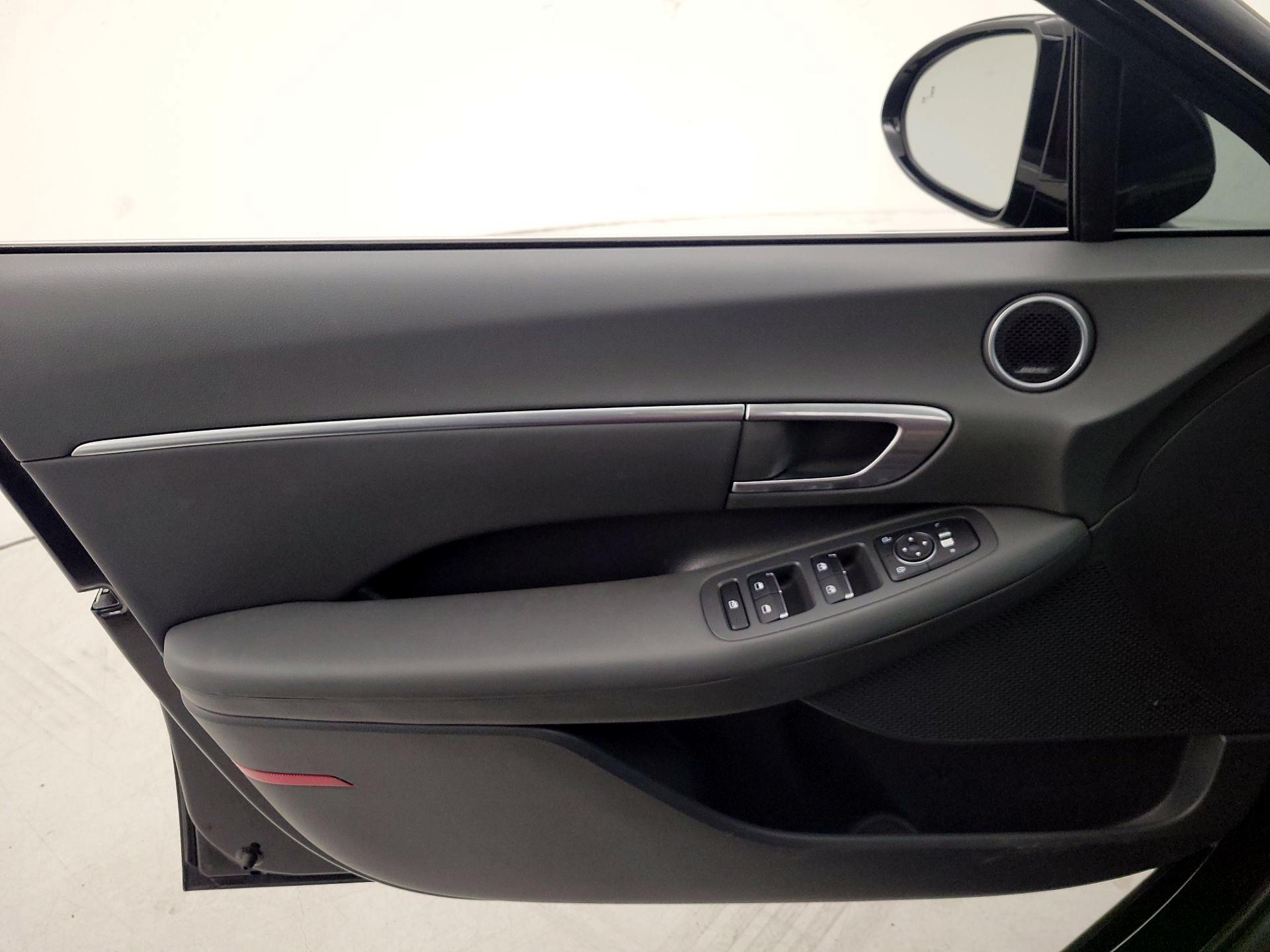 Thumbnail: 2023 Hyundai Sonata - 12