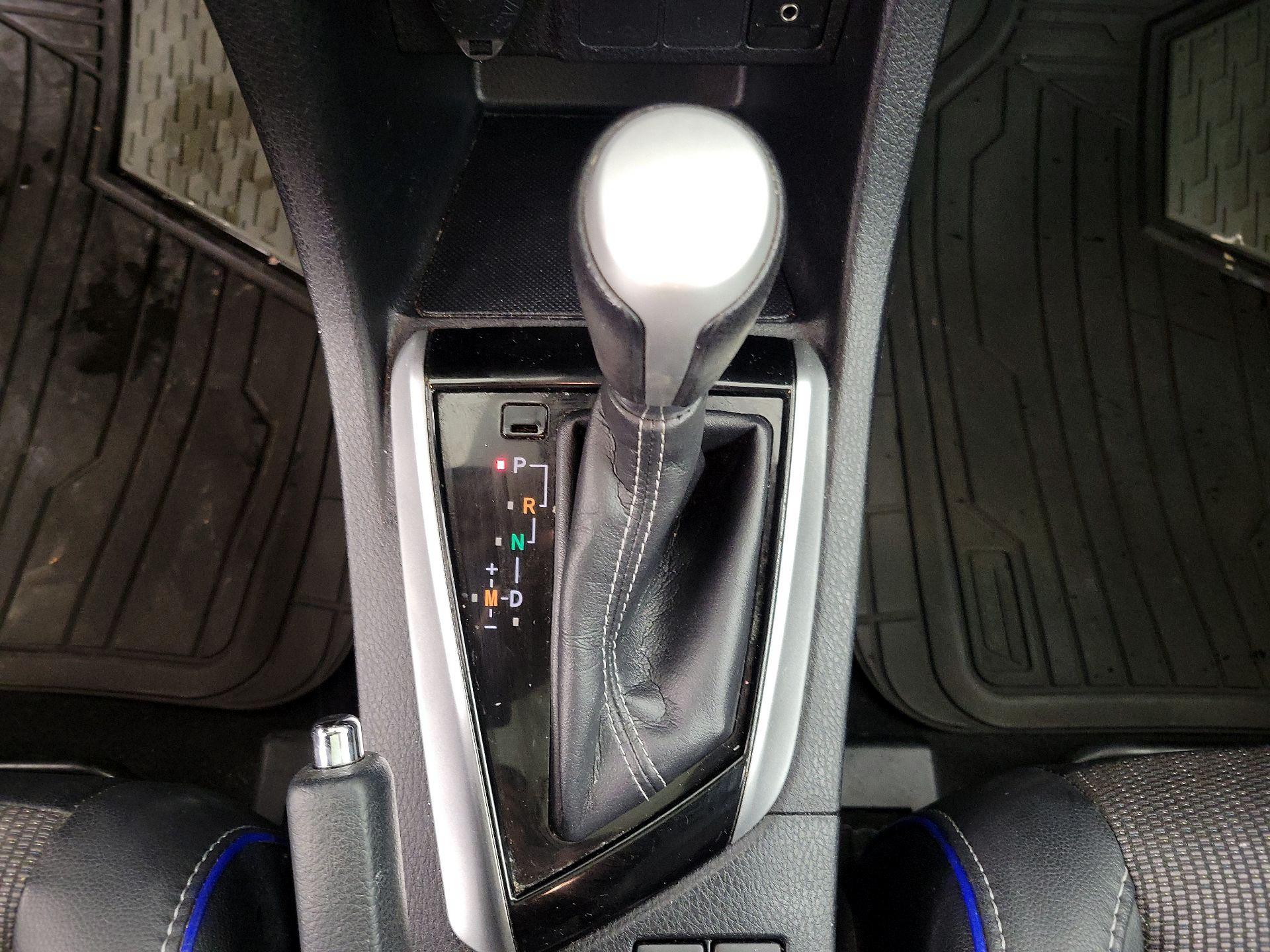 Thumbnail: 2017 Toyota Corolla - 17