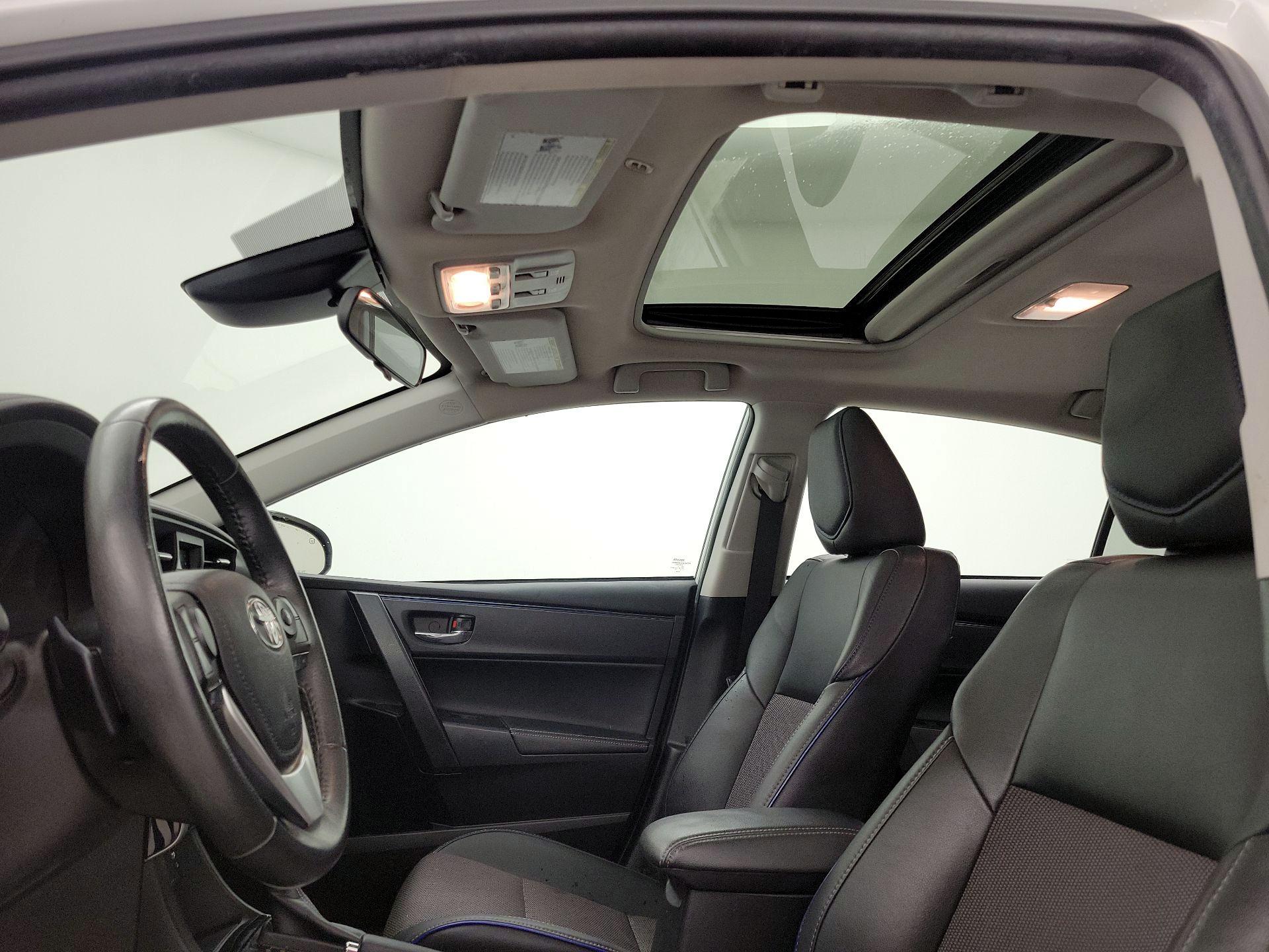 Thumbnail: 2017 Toyota Corolla - 19