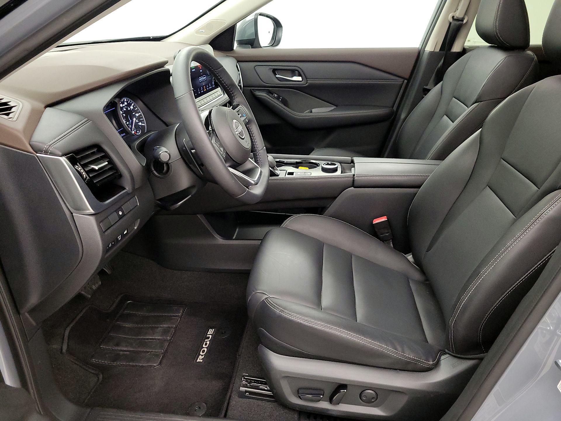 Thumbnail: 2023 Nissan Rogue - 11