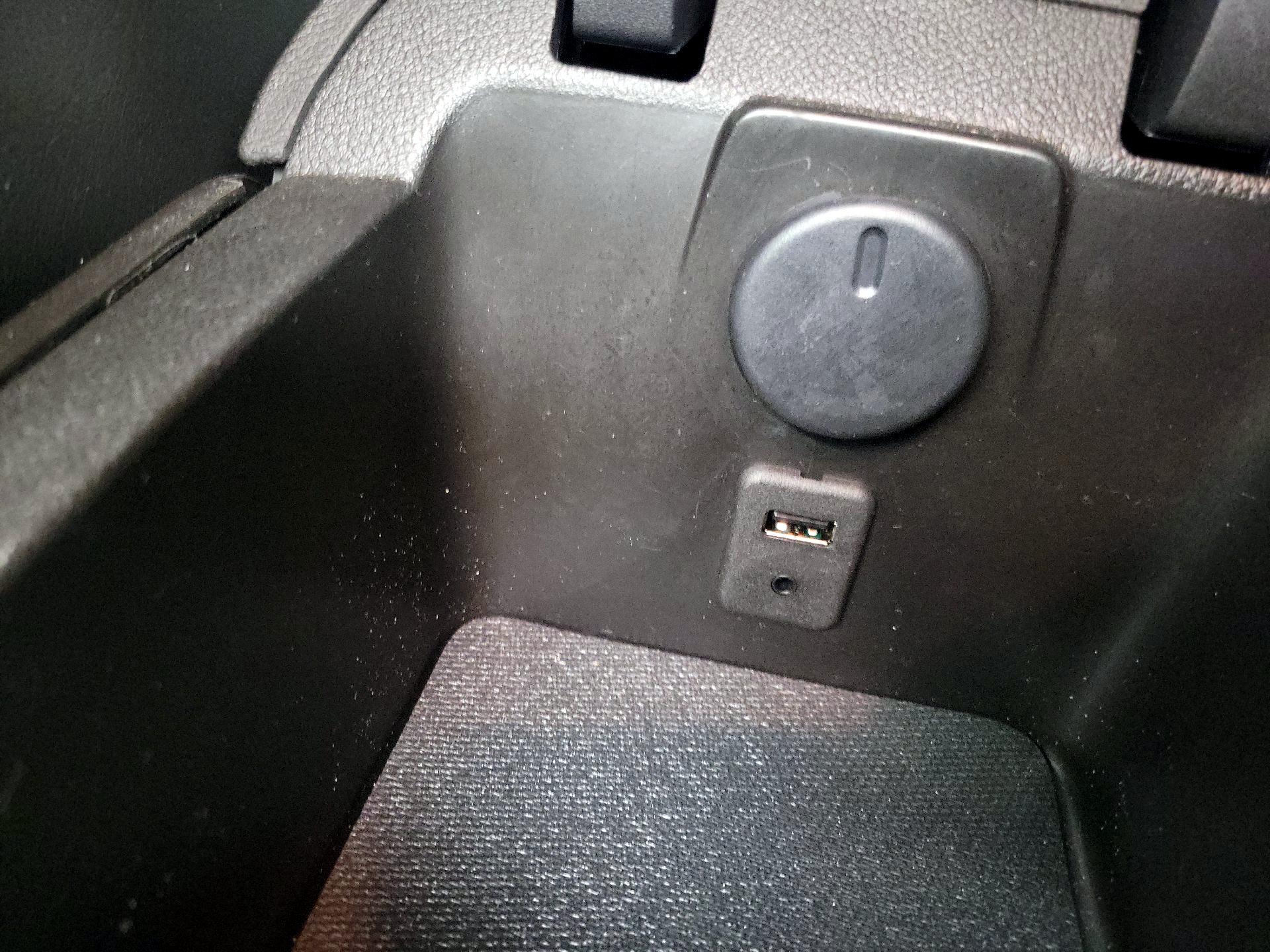 Thumbnail: 2014 Chevrolet Camaro - 18