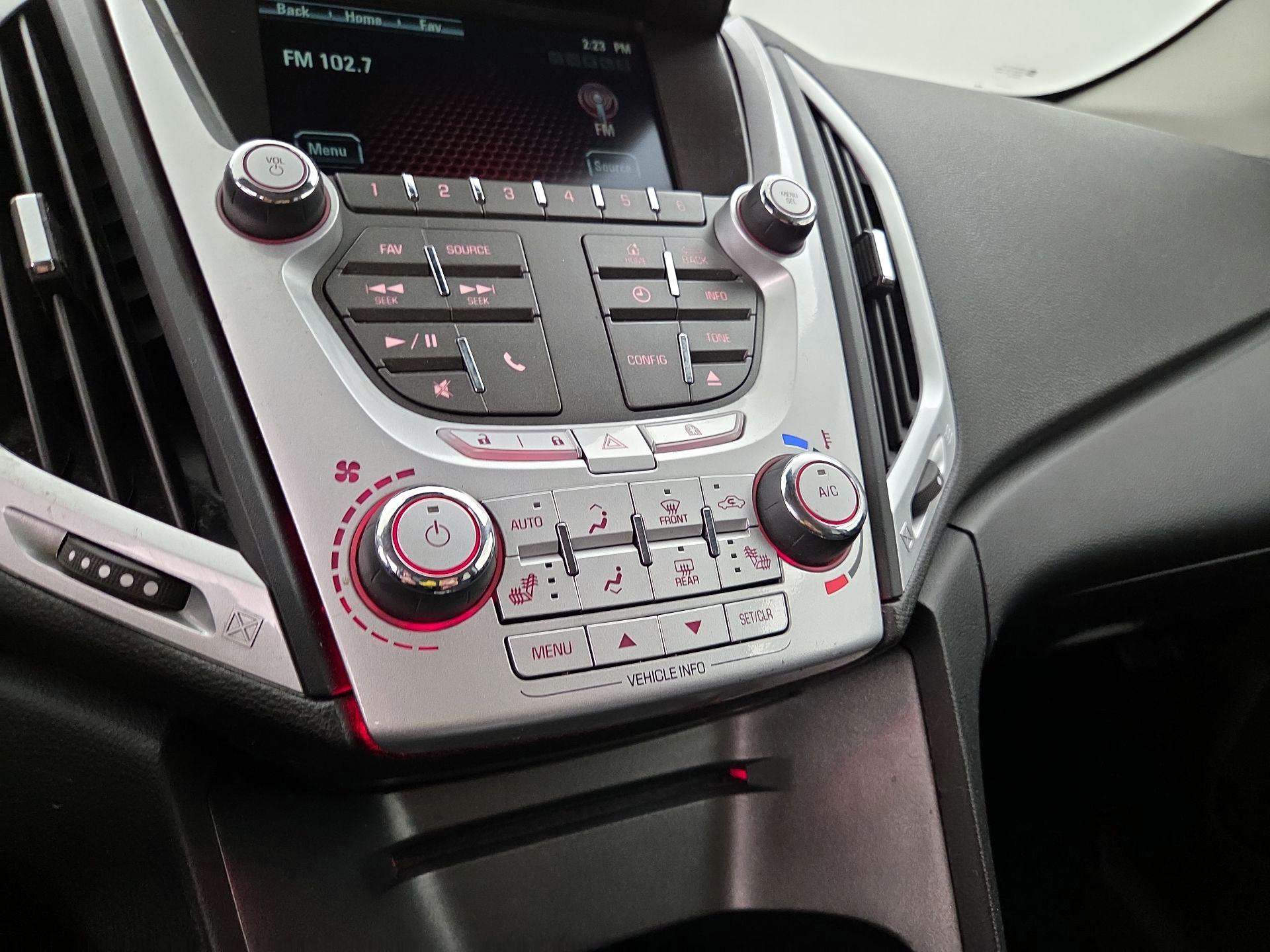 Thumbnail: 2015 GMC Terrain - 15