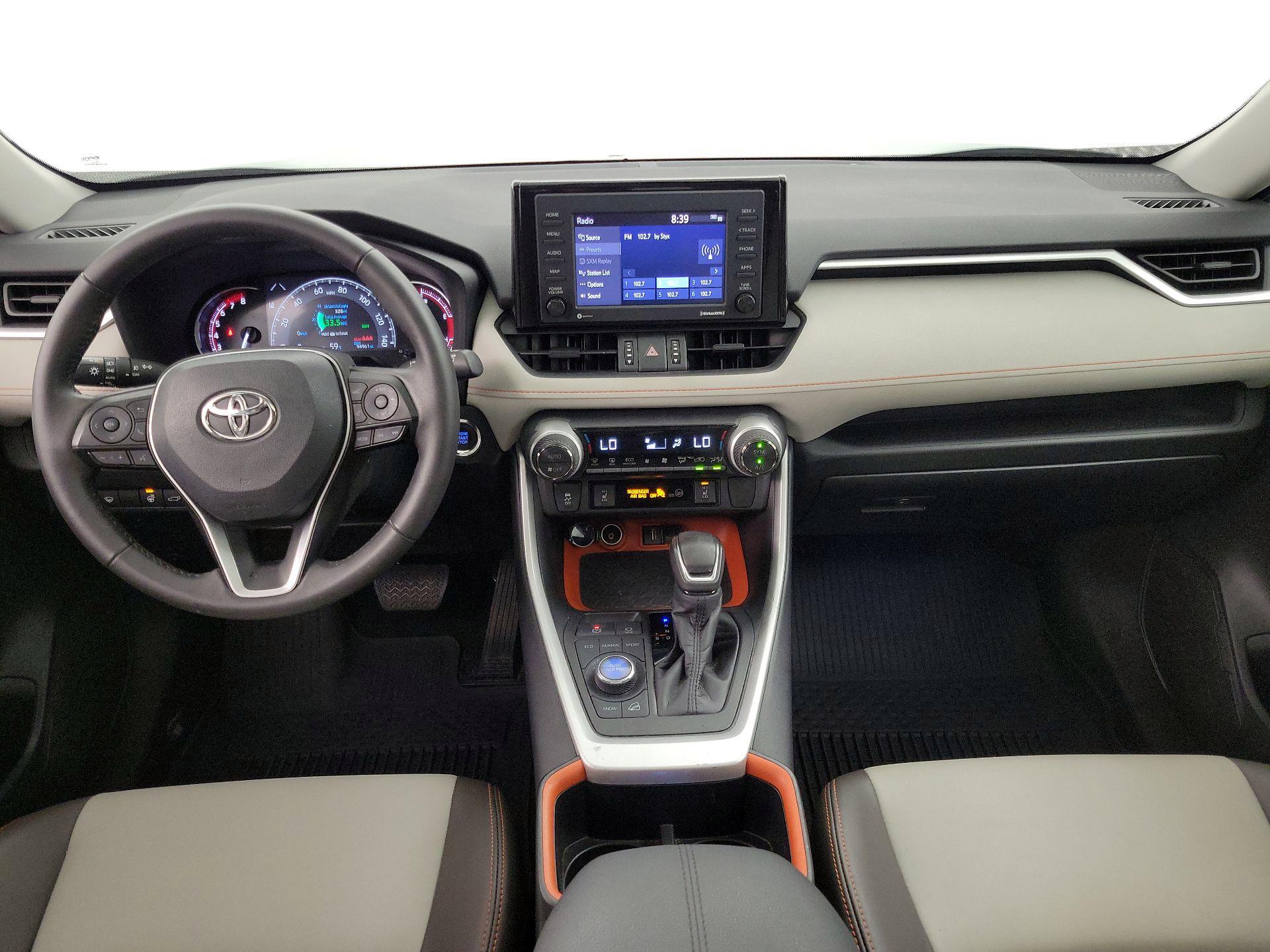 Thumbnail: 2022 Toyota RAV4 - 9