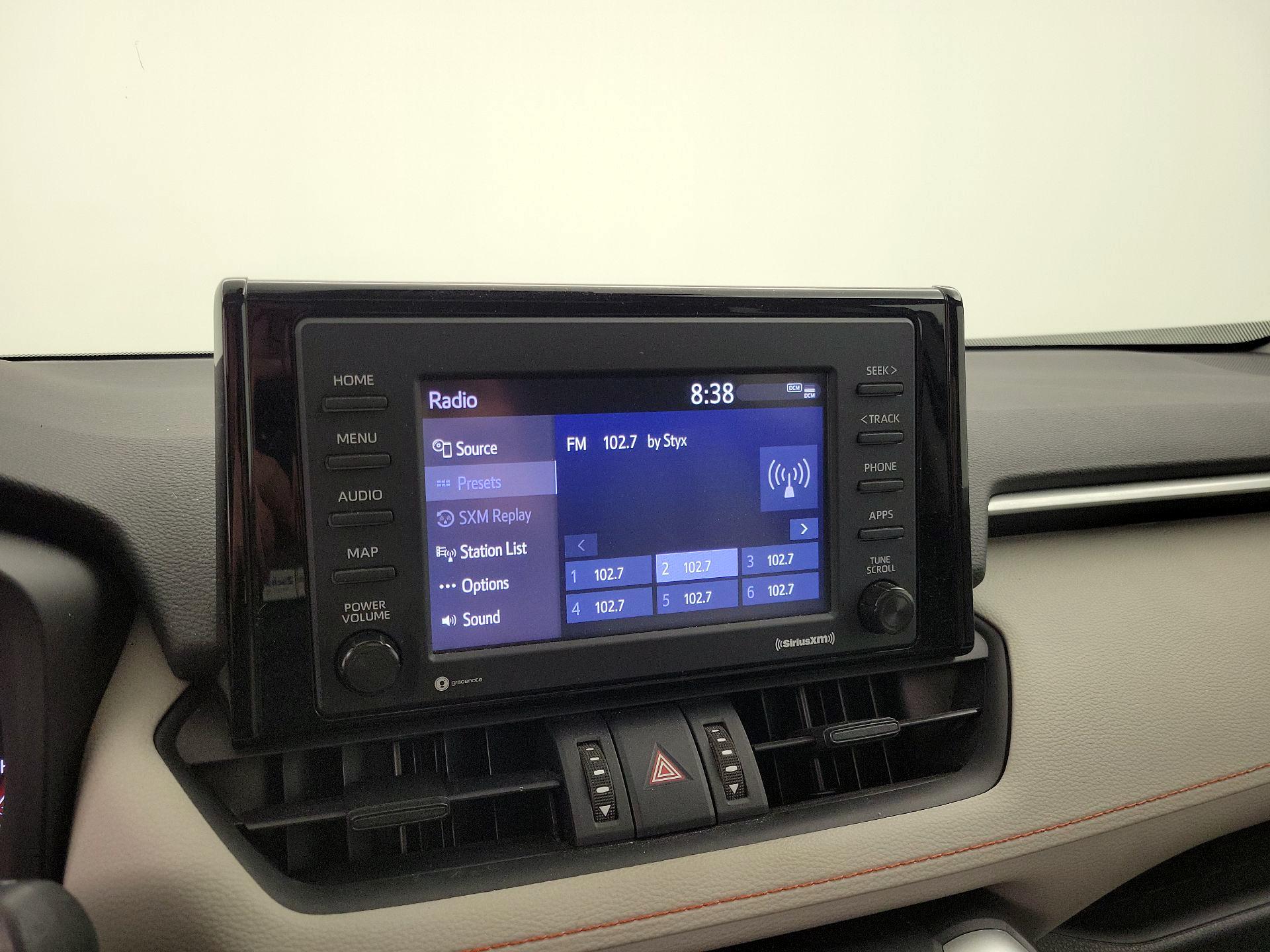 Thumbnail: 2022 Toyota RAV4 - 15