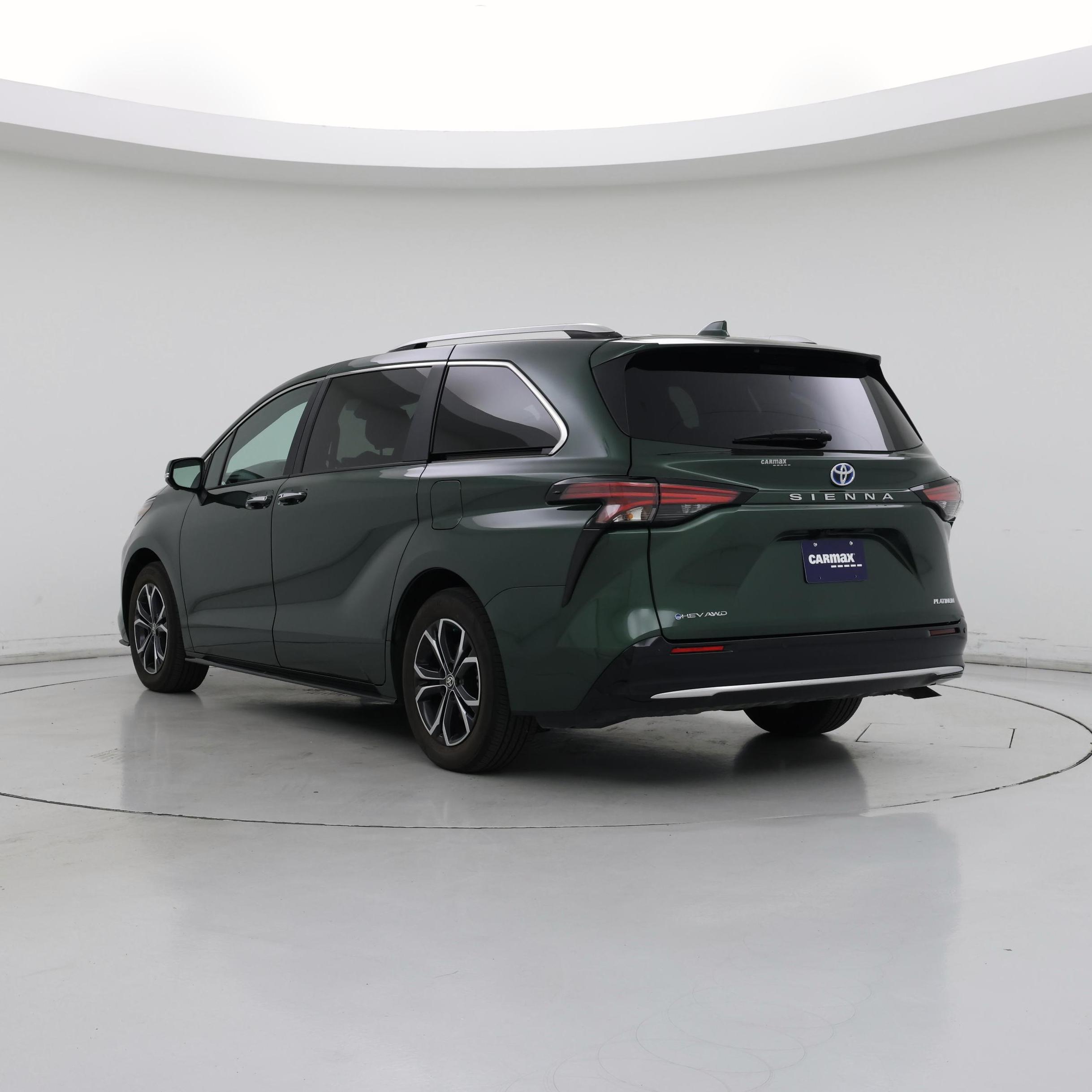 Thumbnail: 2025 Toyota Sienna - 2