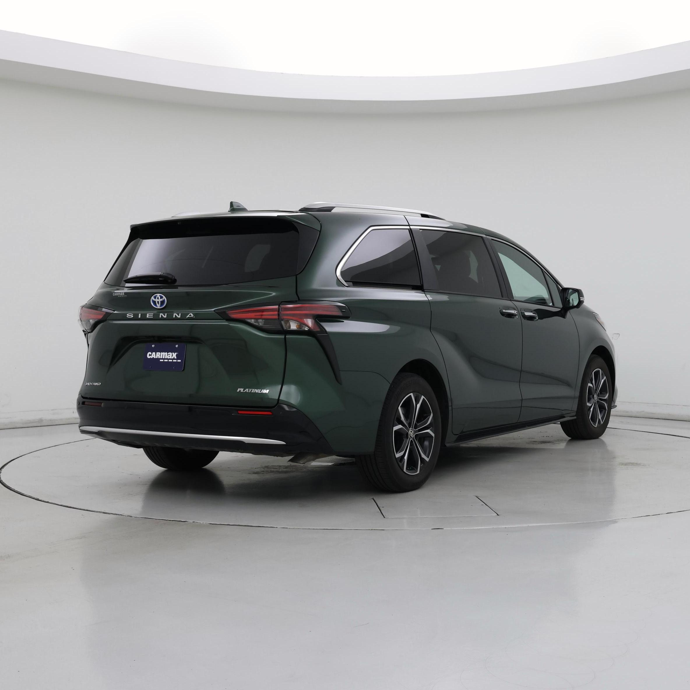 Thumbnail: 2025 Toyota Sienna - 8