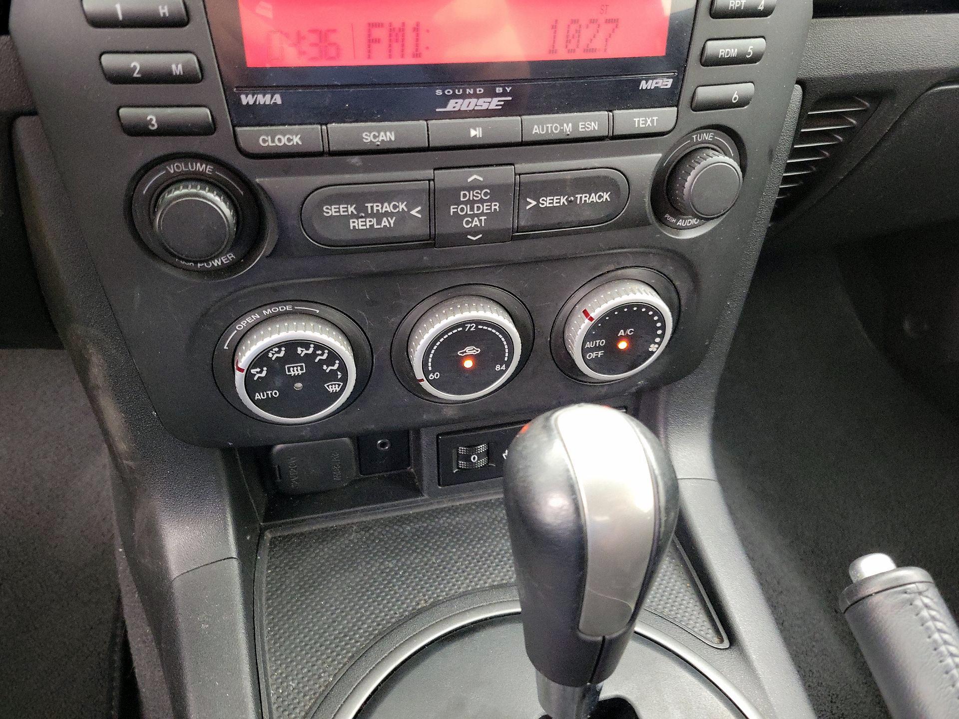 Thumbnail: 2015 Mazda MX-5 Miata - 15