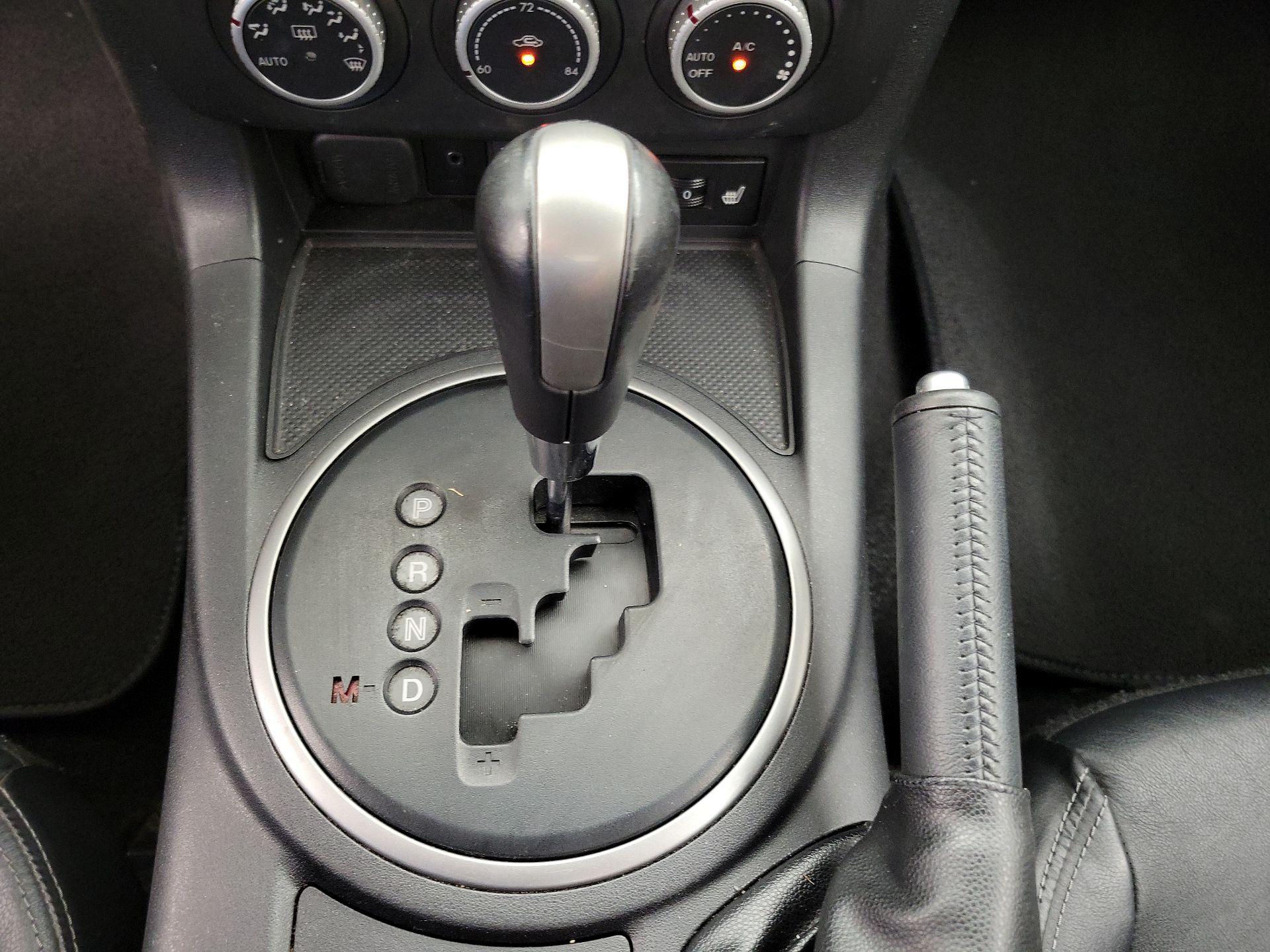 Thumbnail: 2015 Mazda MX-5 Miata - 16