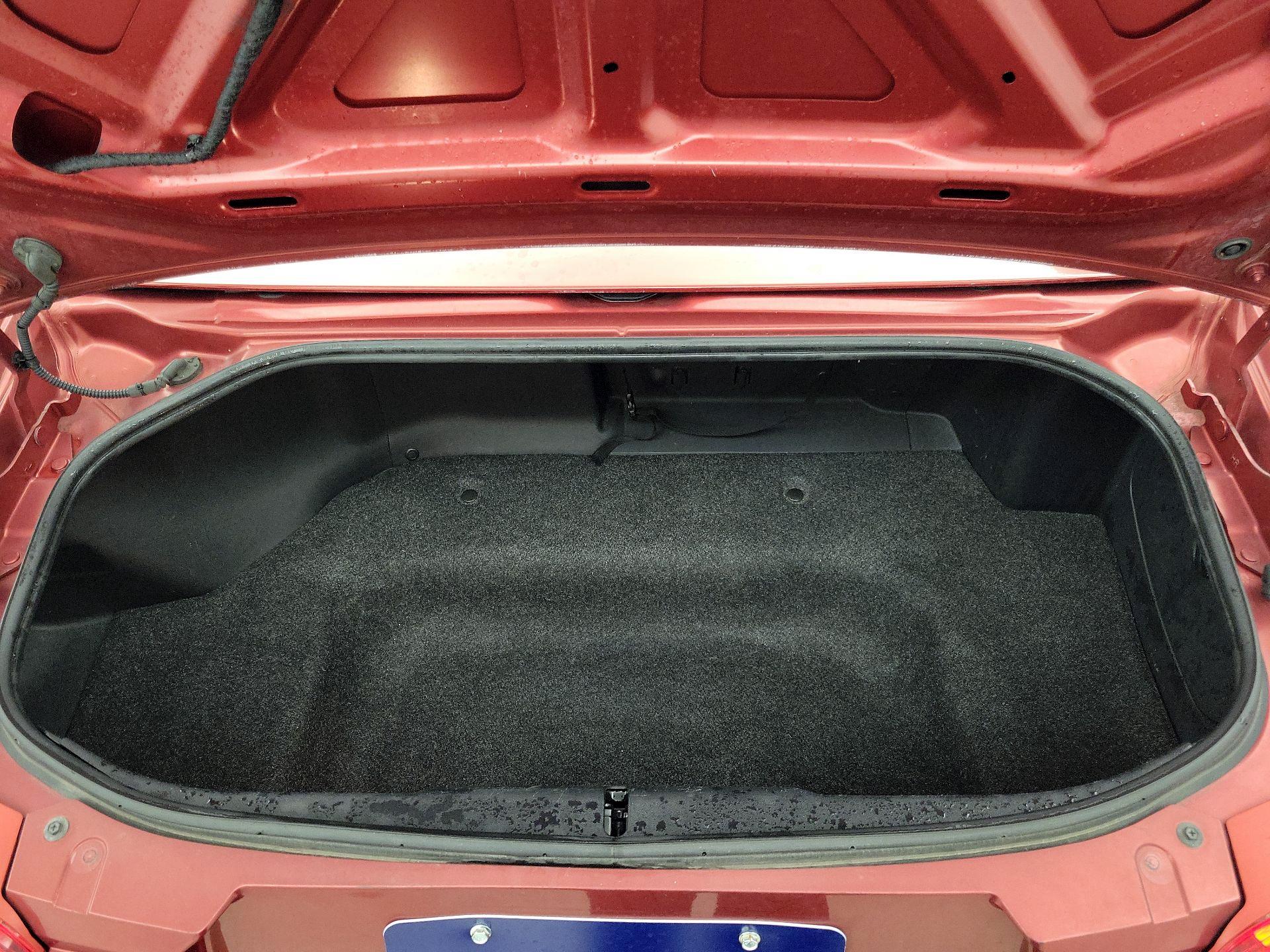 Thumbnail: 2015 Mazda MX-5 Miata - 18