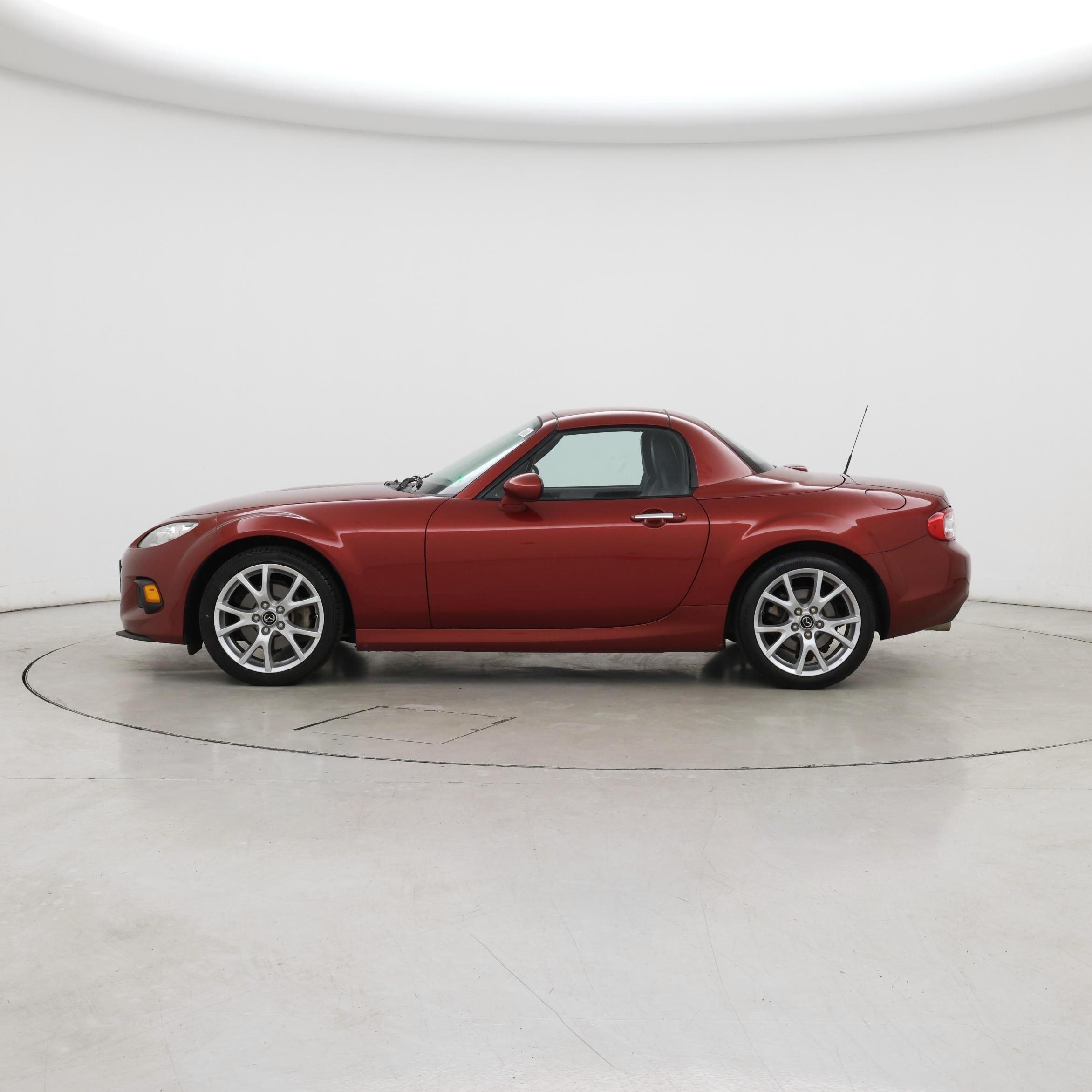 Thumbnail: 2015 Mazda MX-5 Miata - 3