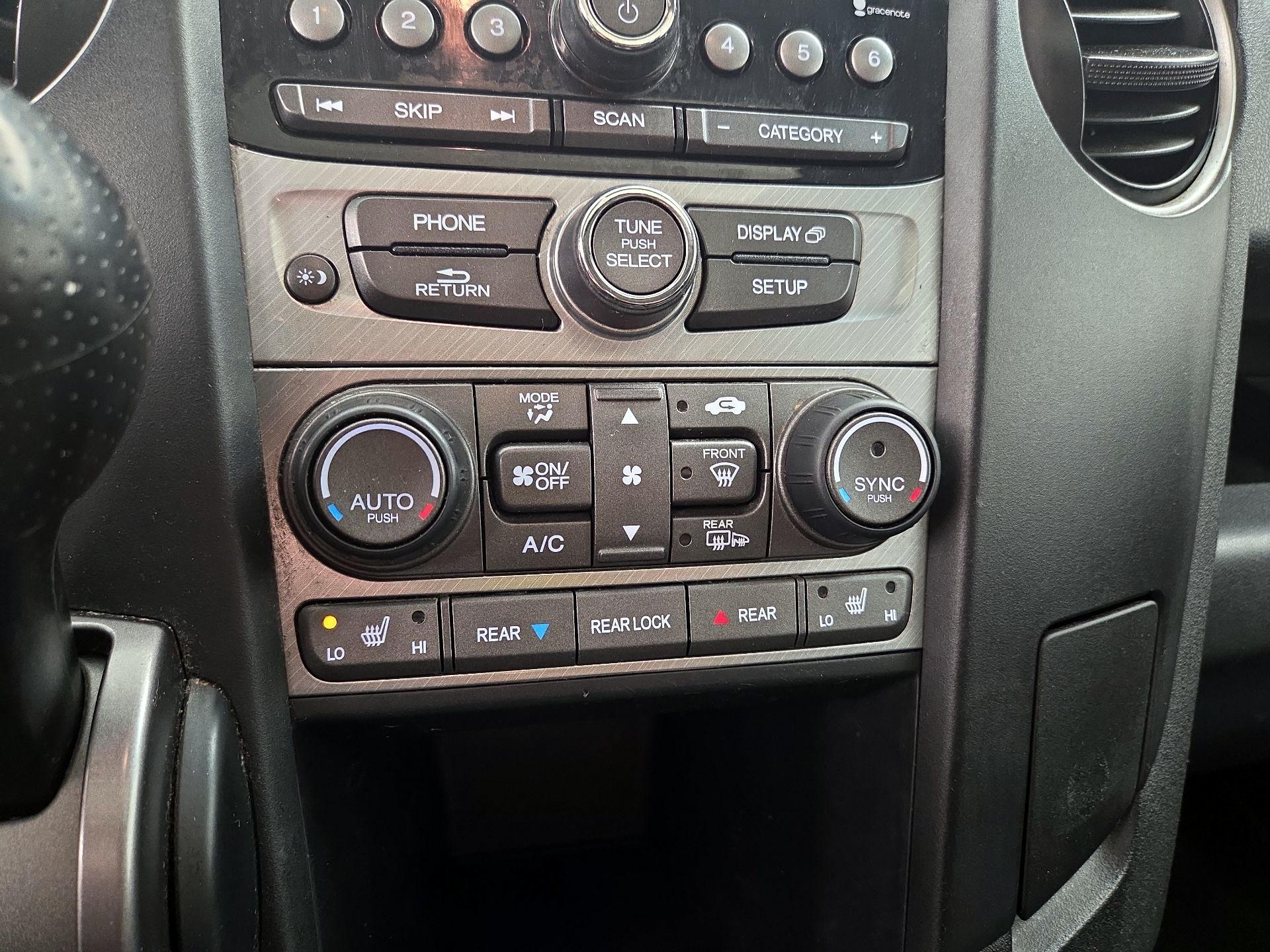 Thumbnail: 2015 Honda Pilot - 16