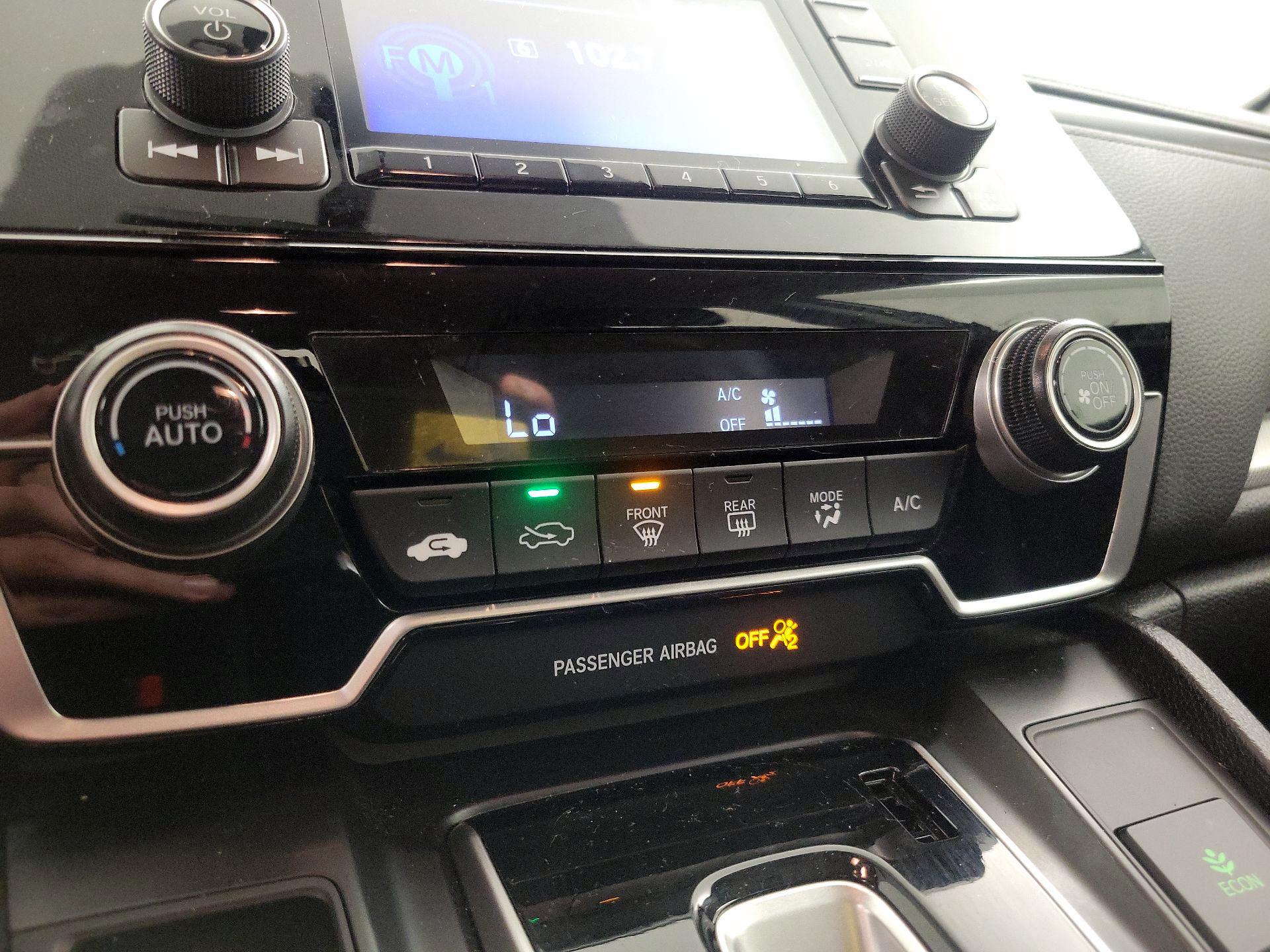 Thumbnail: 2019 Honda CR-V - 16