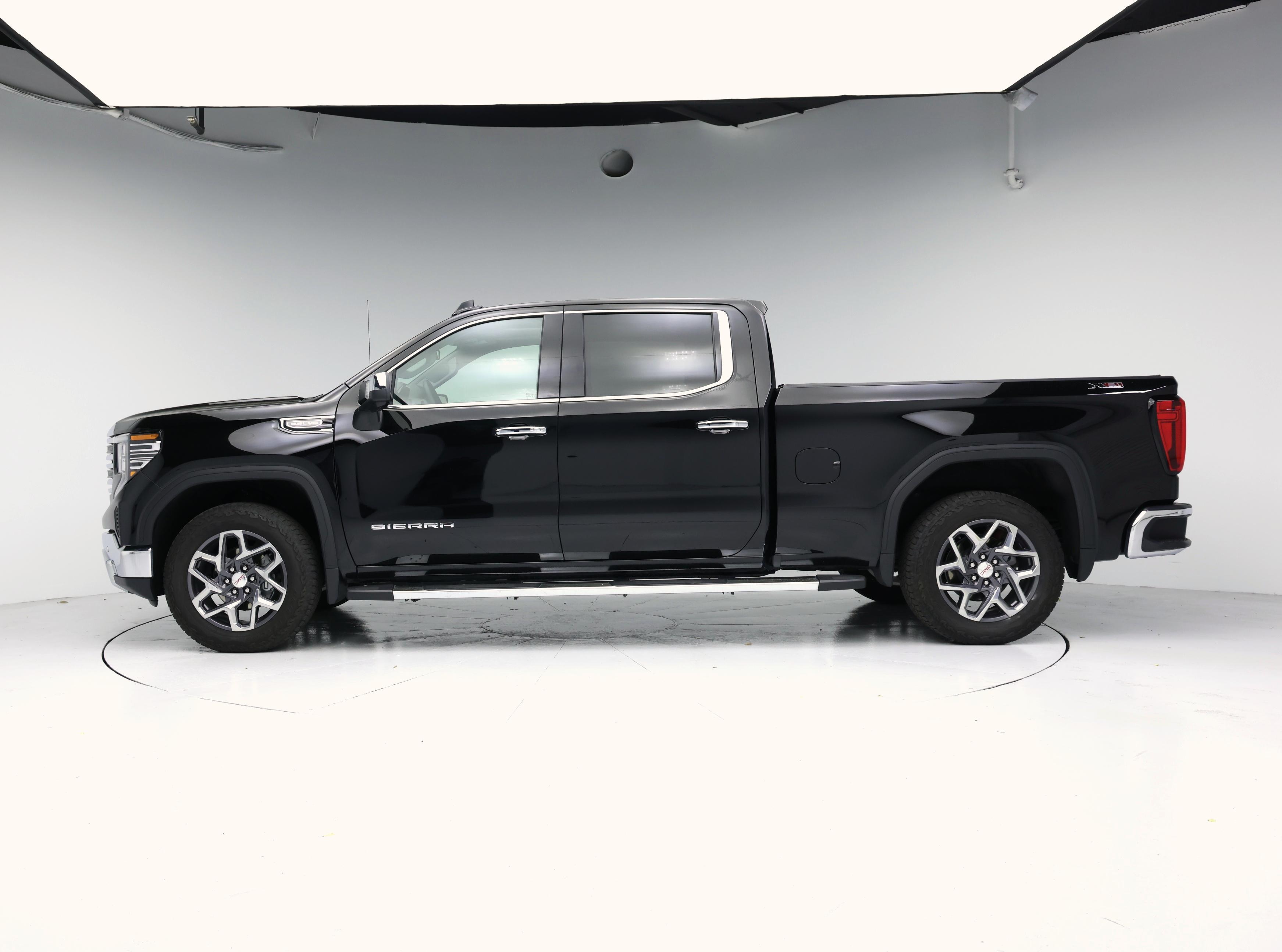 Thumbnail: 2025 GMC Sierra 1500 - 3