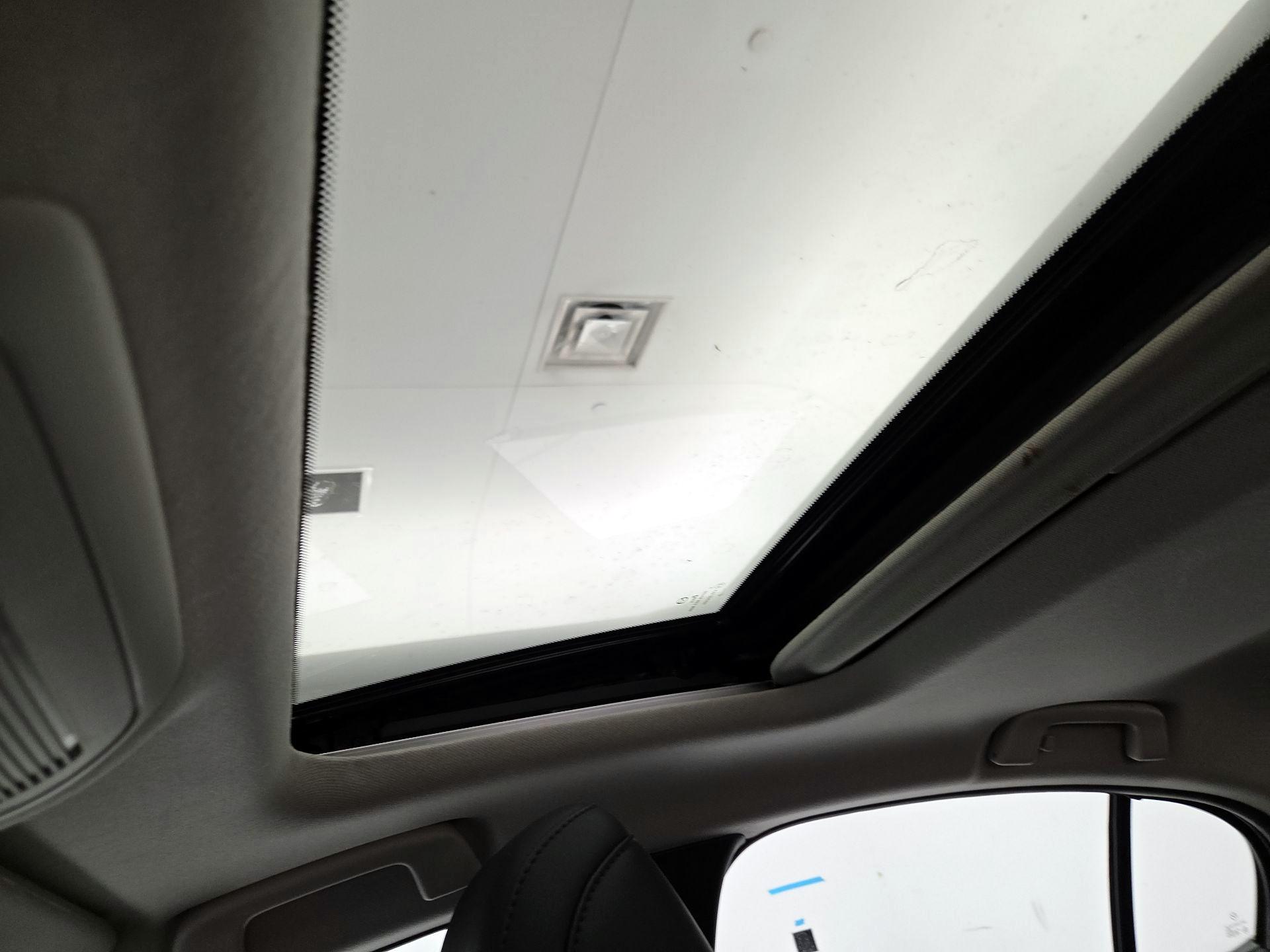 Thumbnail: 2023 Mazda Mazda3 - 18