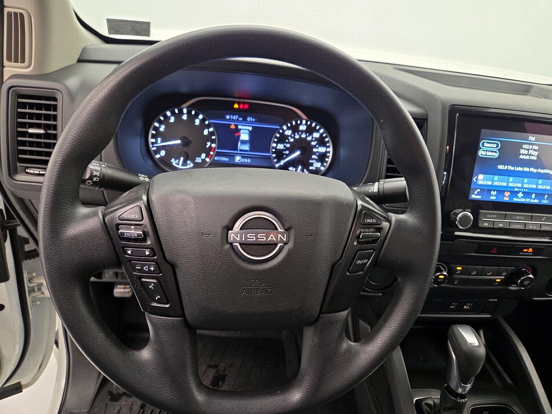 Thumbnail: 2022 Nissan Frontier - 10