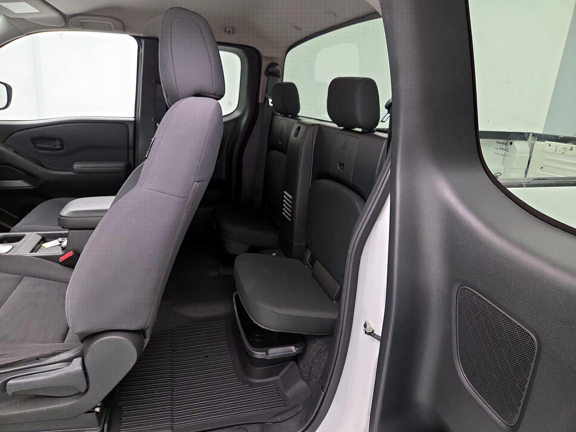 Thumbnail: 2022 Nissan Frontier - 19