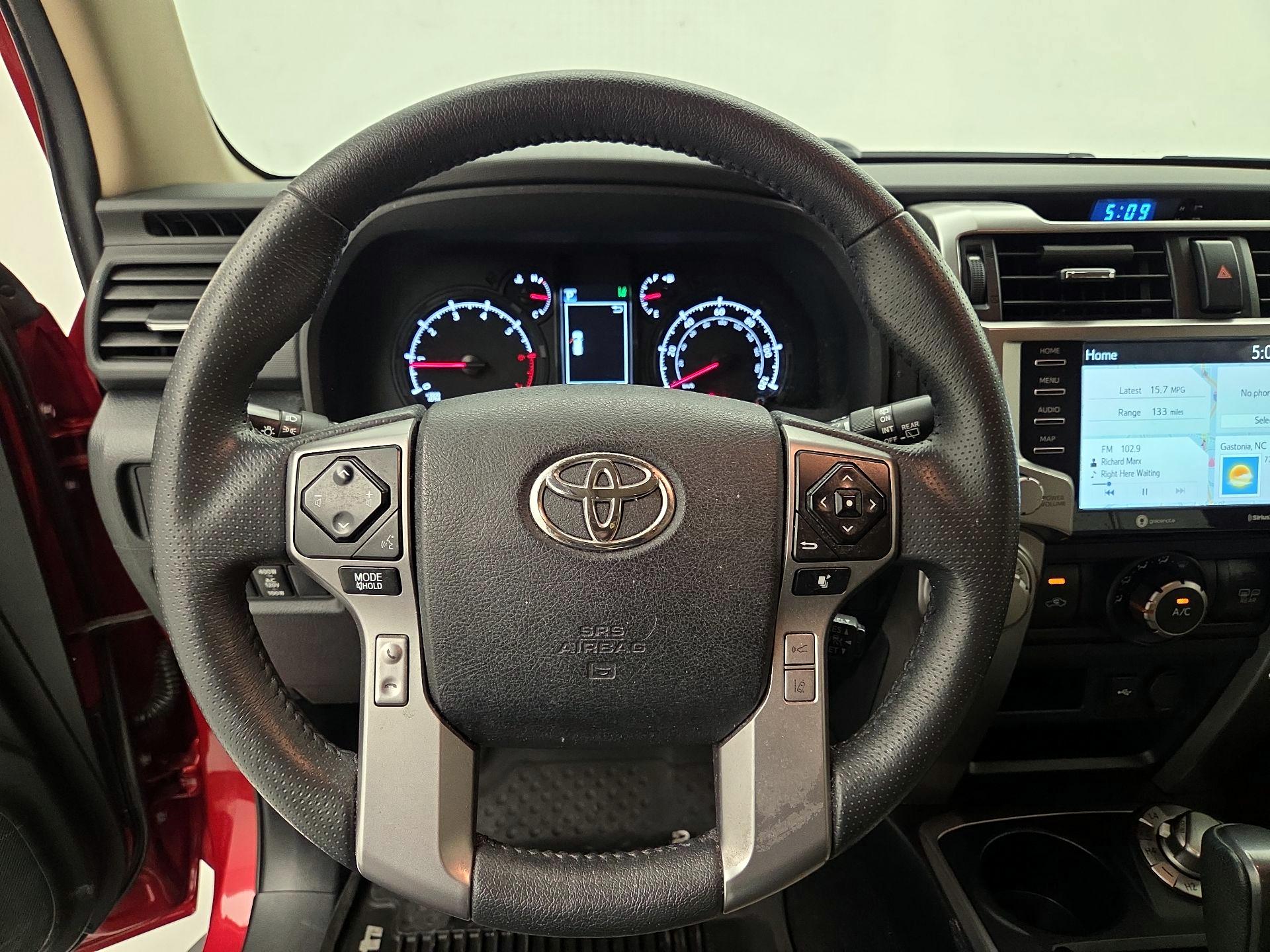 Thumbnail: 2021 Toyota 4Runner - 10