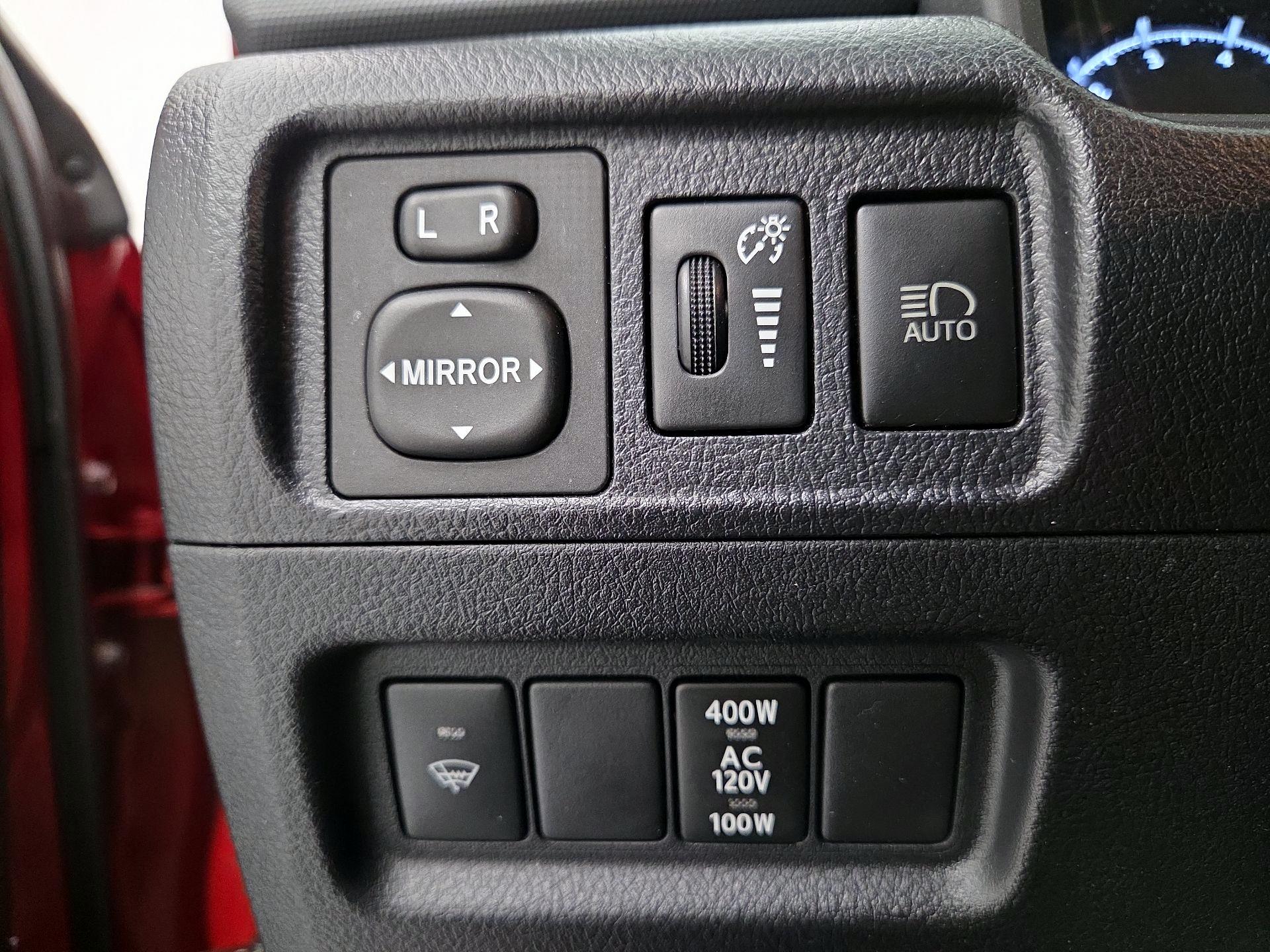 Thumbnail: 2021 Toyota 4Runner - 13