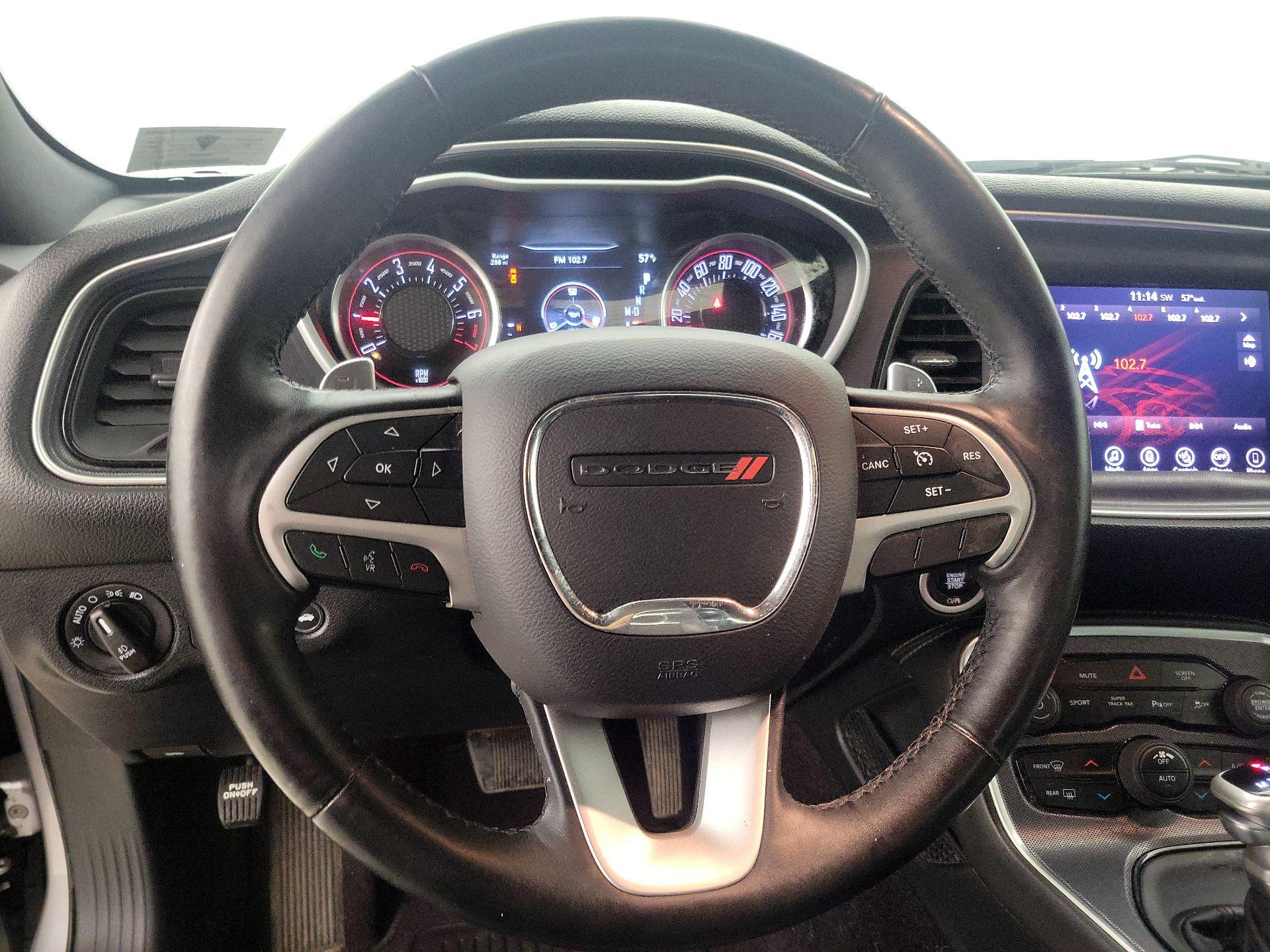 Thumbnail: 2017 Dodge Challenger - 10