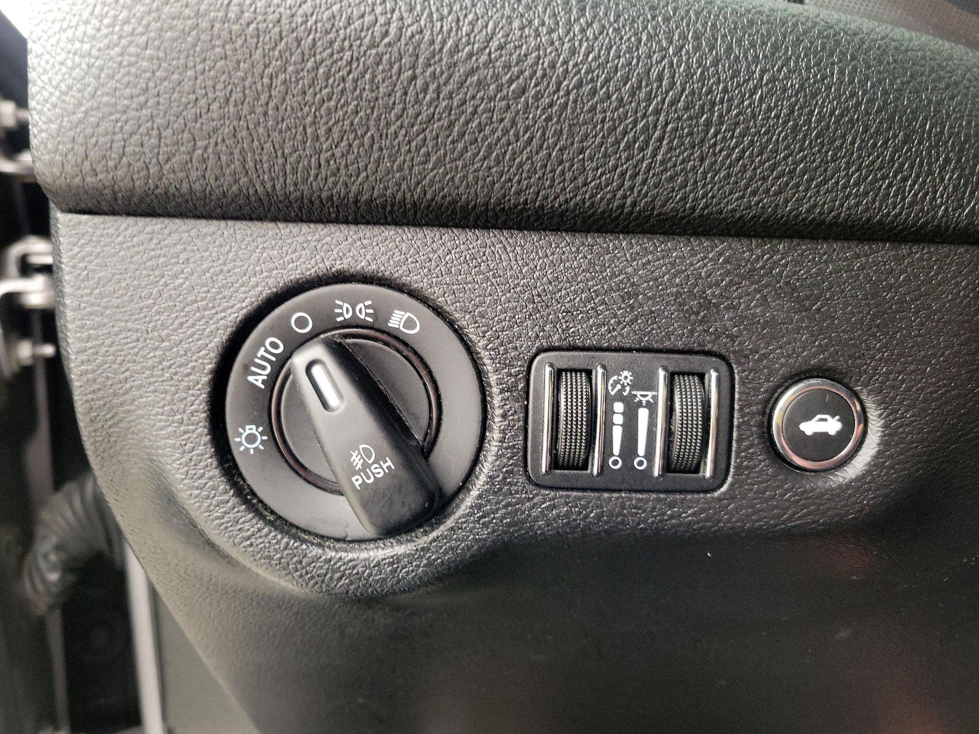 Thumbnail: 2017 Dodge Challenger - 13