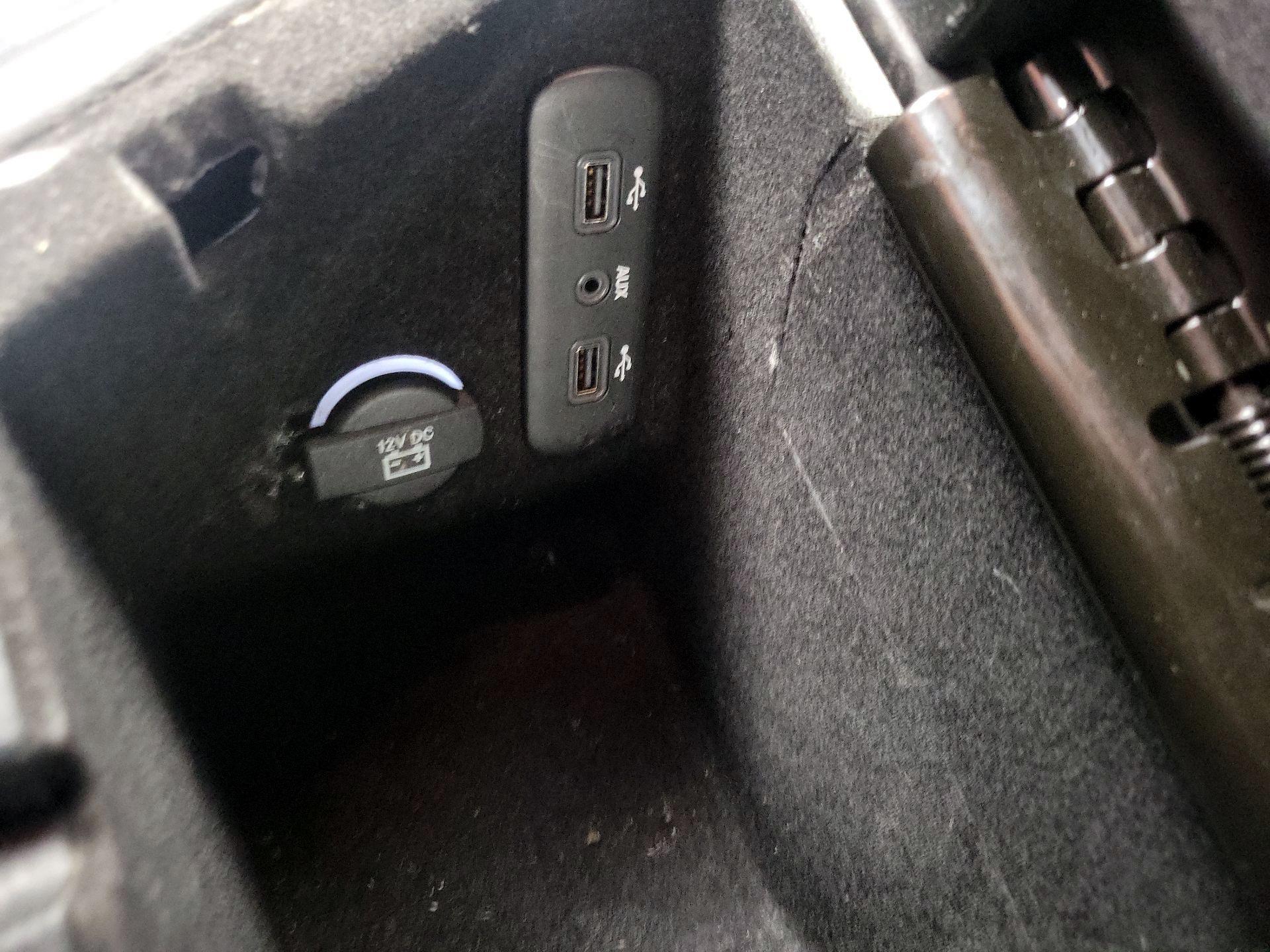 Thumbnail: 2017 Dodge Challenger - 18