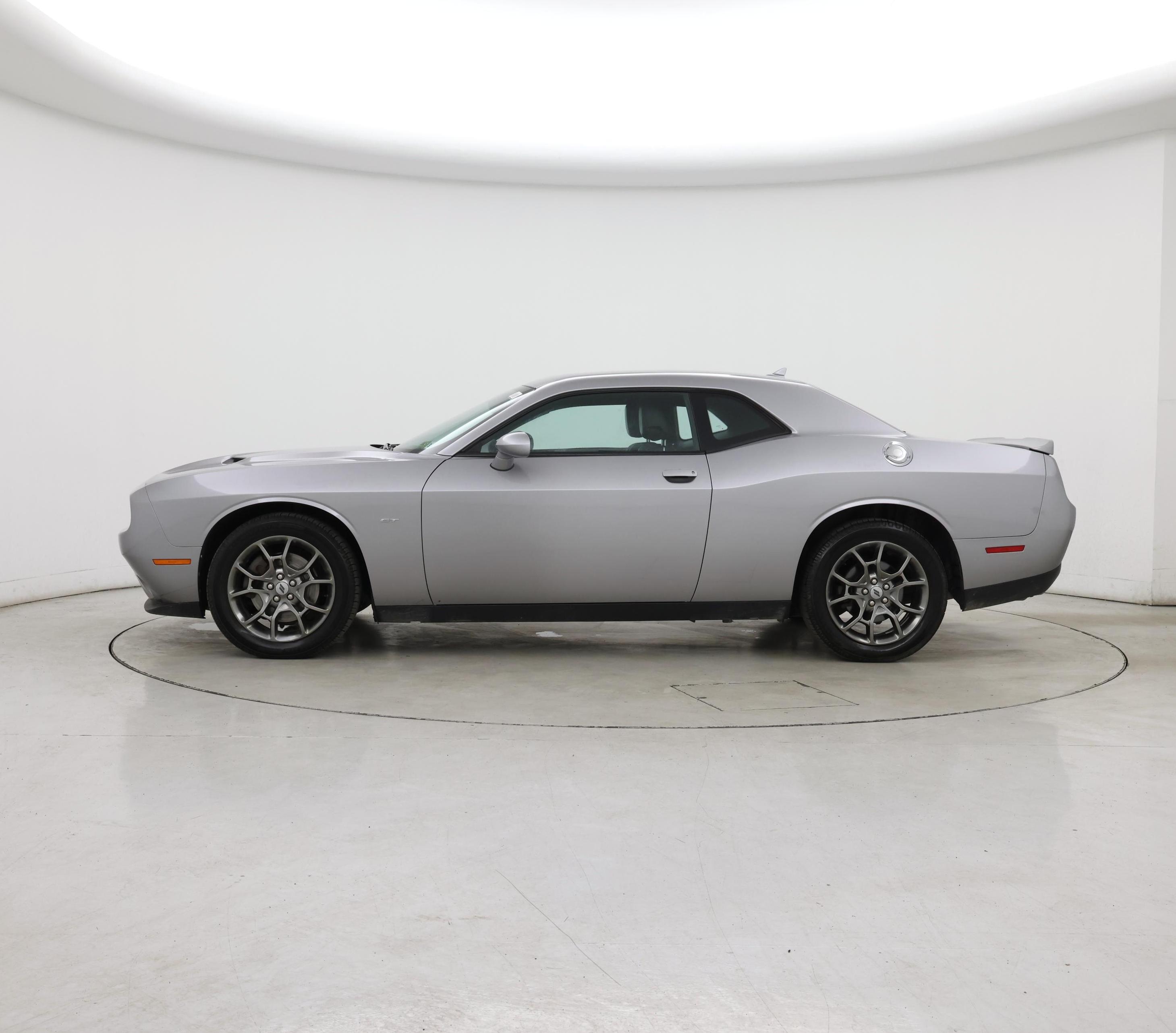 Thumbnail: 2017 Dodge Challenger - 3