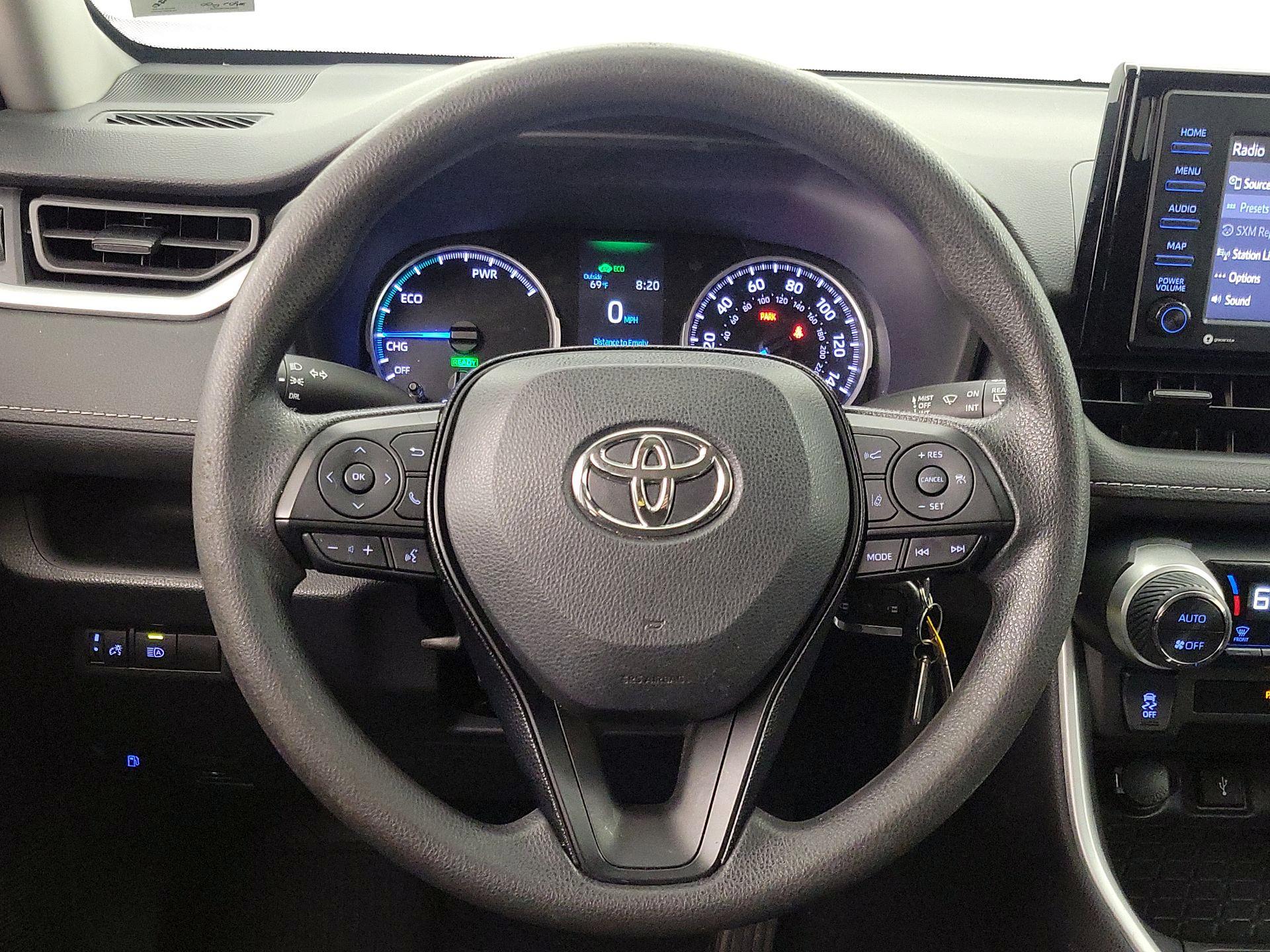 Thumbnail: 2020 Toyota RAV4 - 10