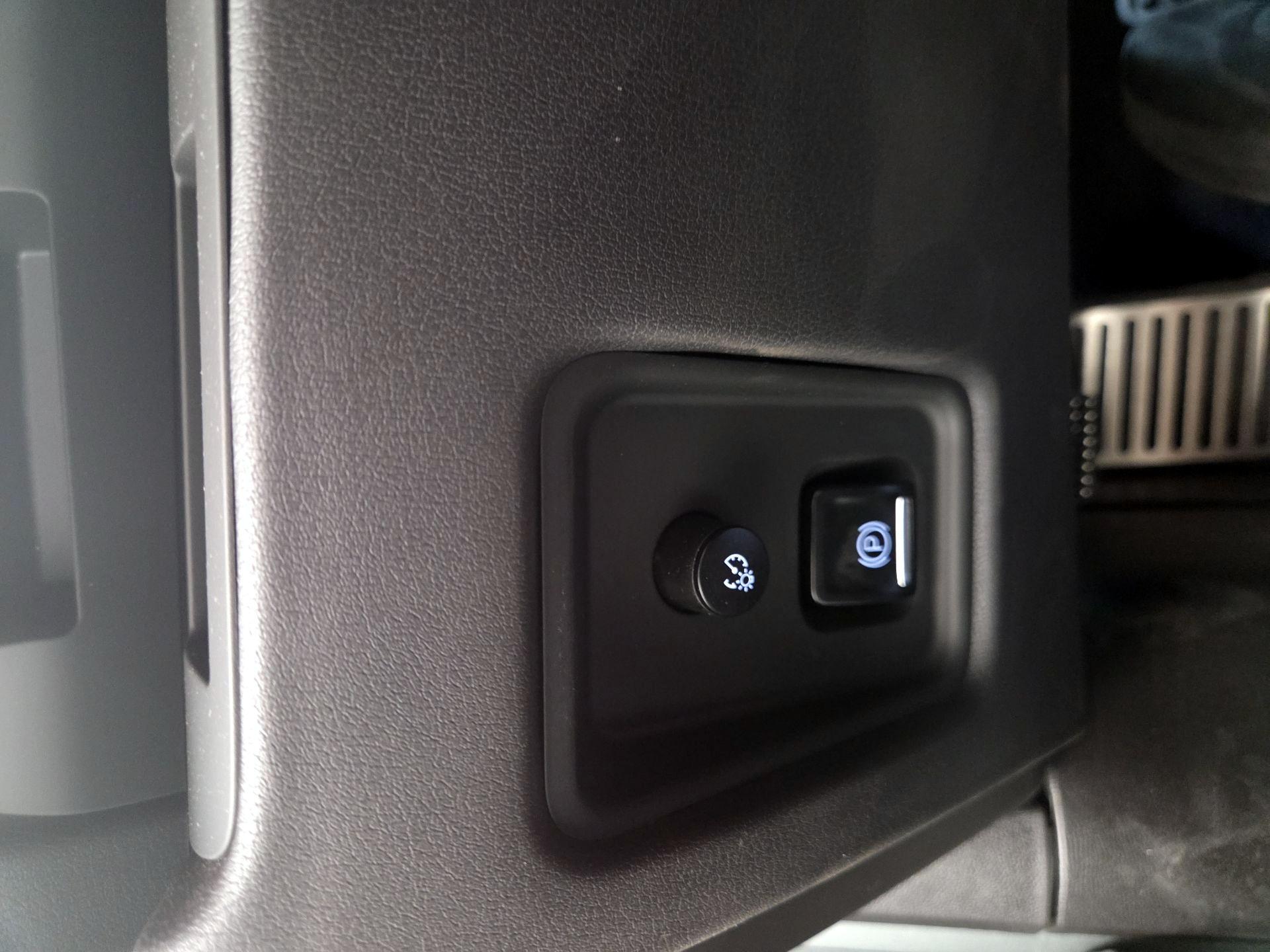 Thumbnail: 2023 Chevrolet Corvette - 13