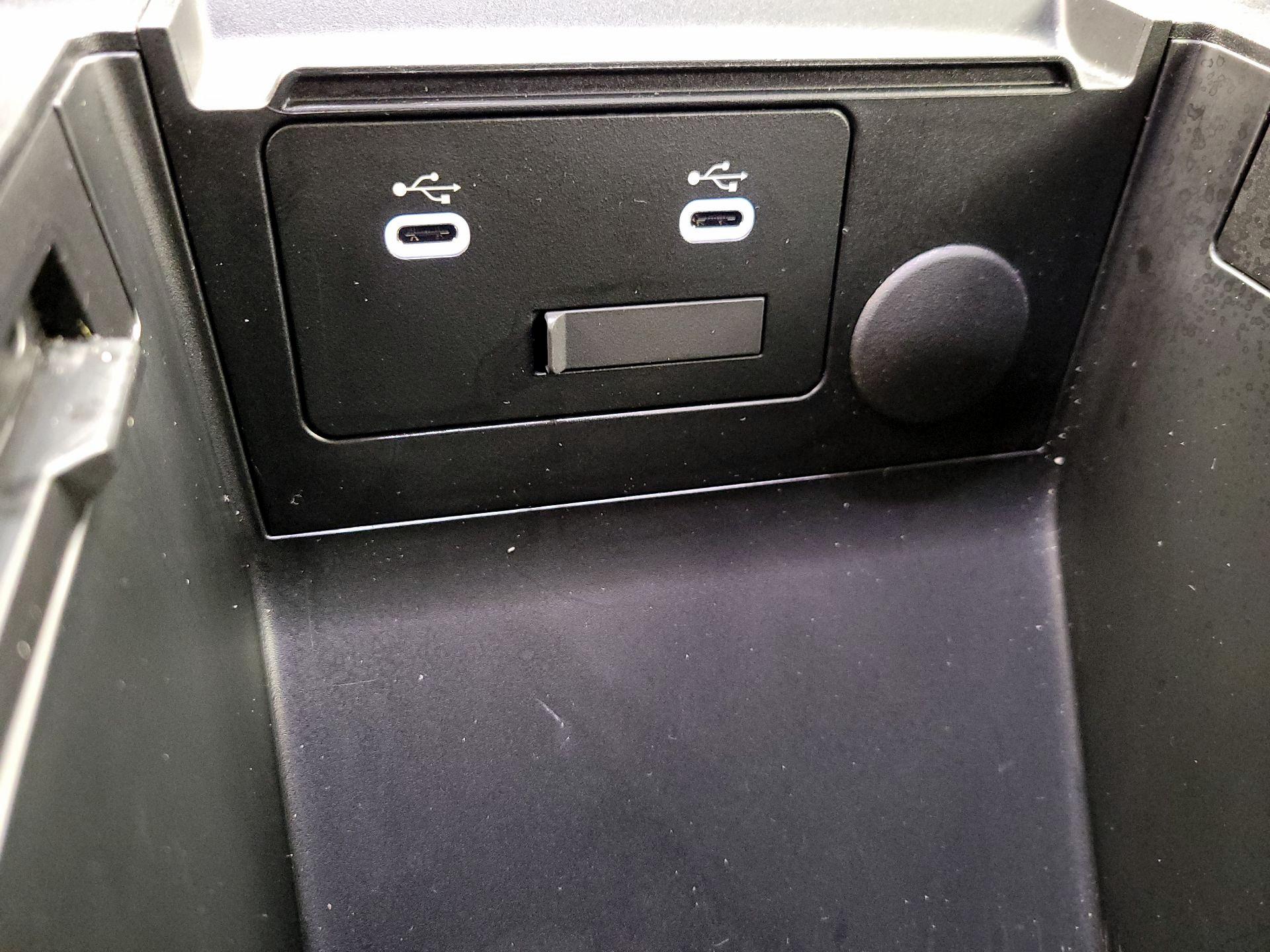 Thumbnail: 2024 Mazda Mazda3 - 18