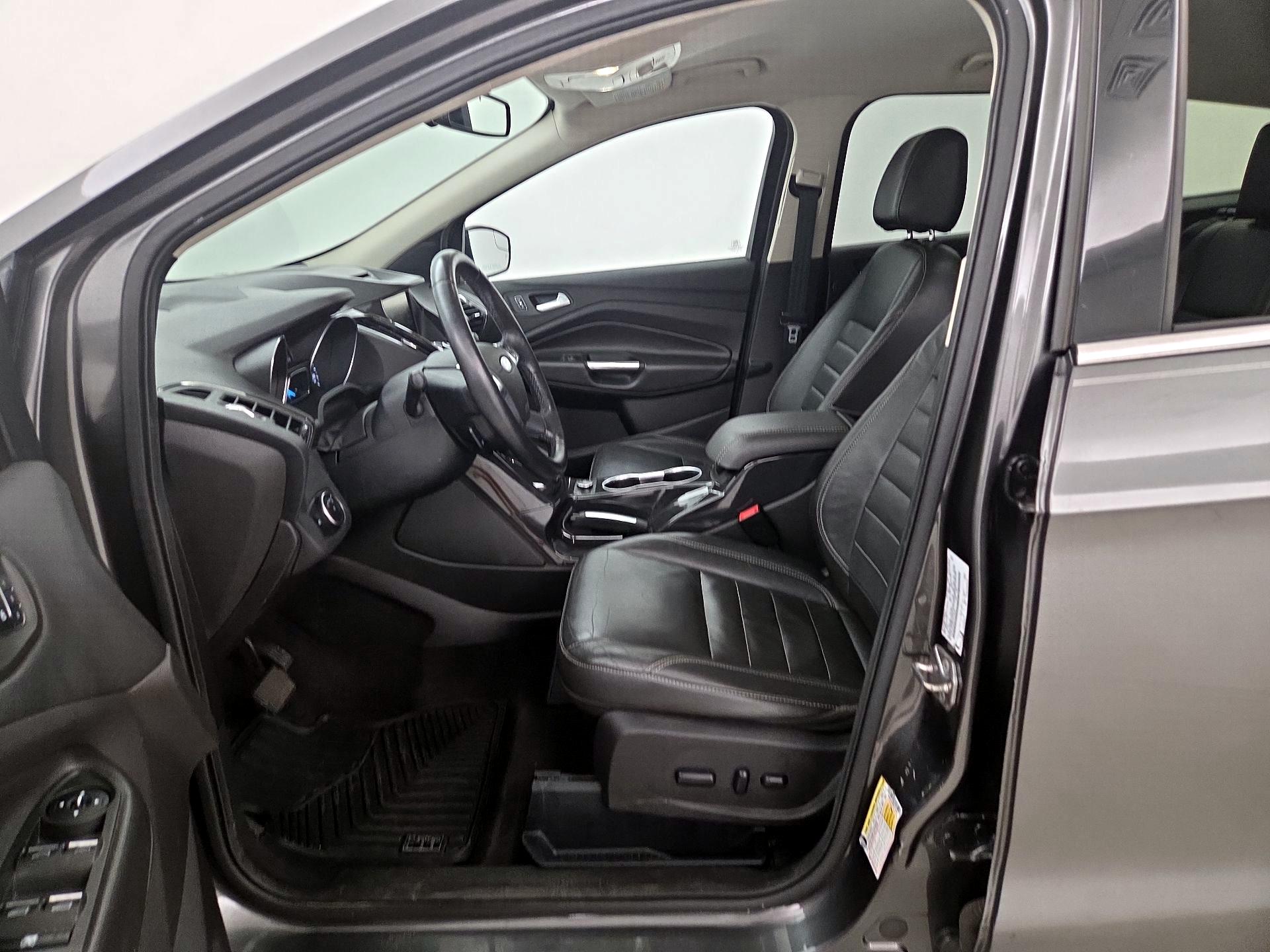 Thumbnail: 2015 Ford Escape - 11