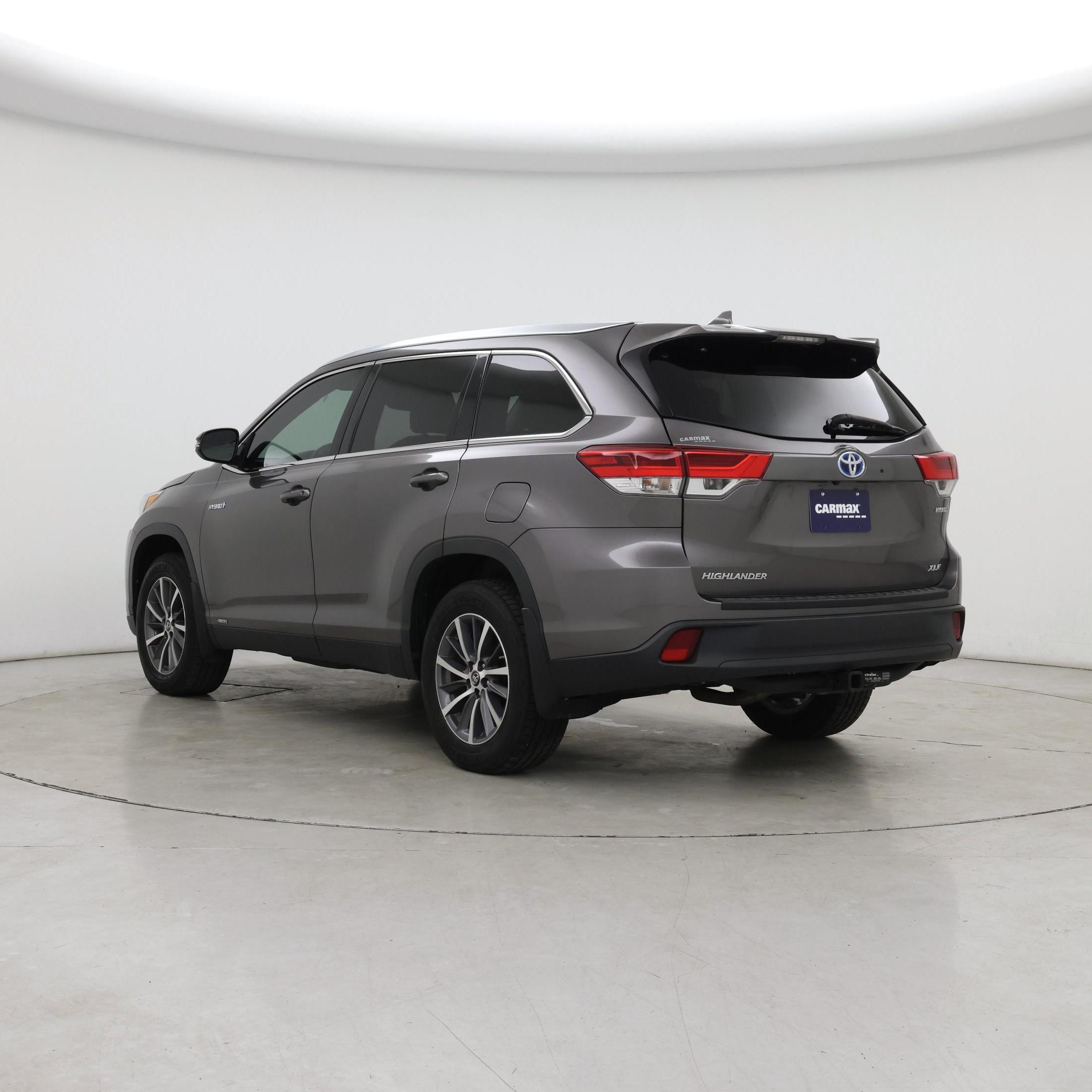 Thumbnail: 2019 Toyota Highlander - 2