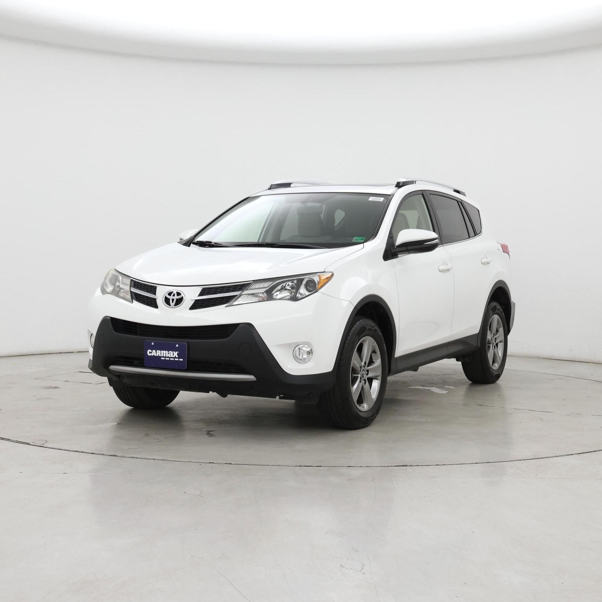 Thumbnail: 2015 Toyota RAV4 - 4