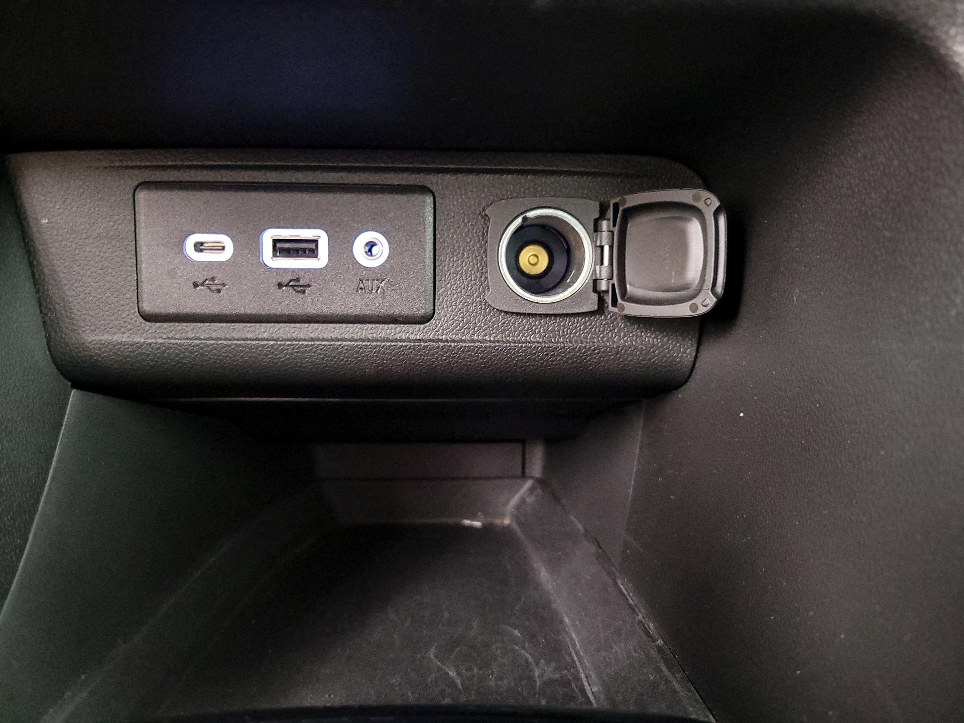 Thumbnail: 2020 Buick Encore GX - 18