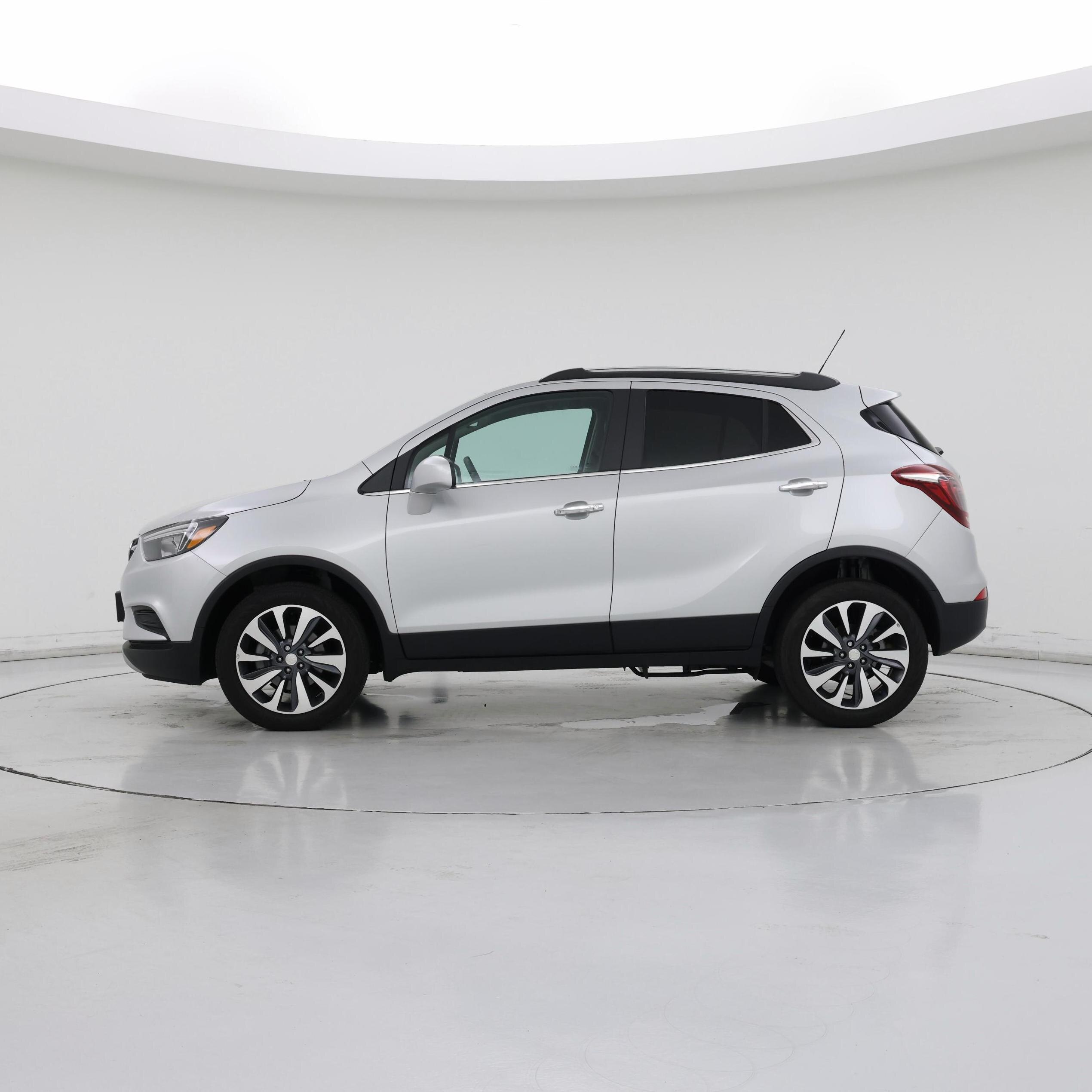 Thumbnail: 2022 Buick Encore - 3