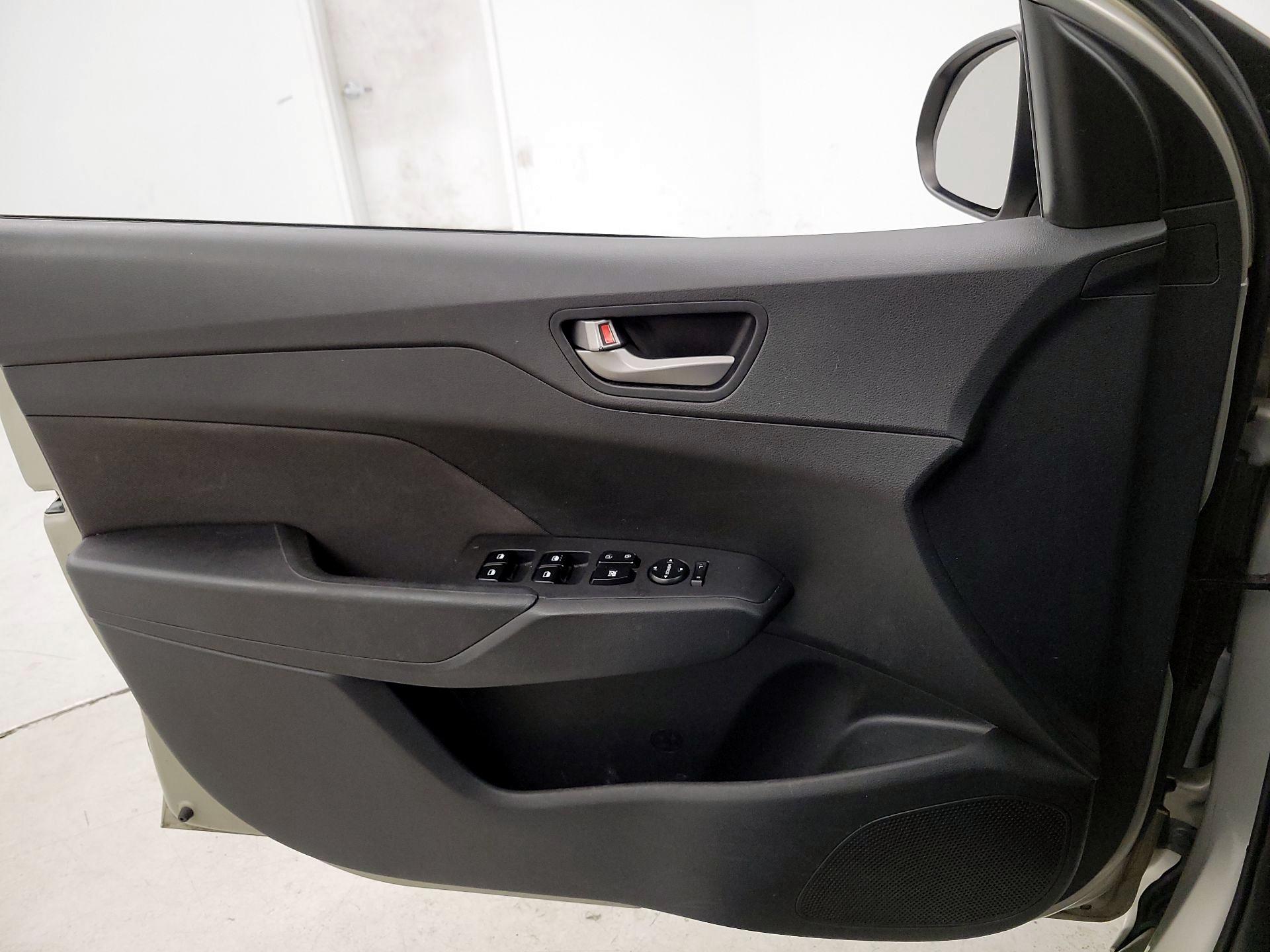 Thumbnail: 2019 Hyundai Accent - 12