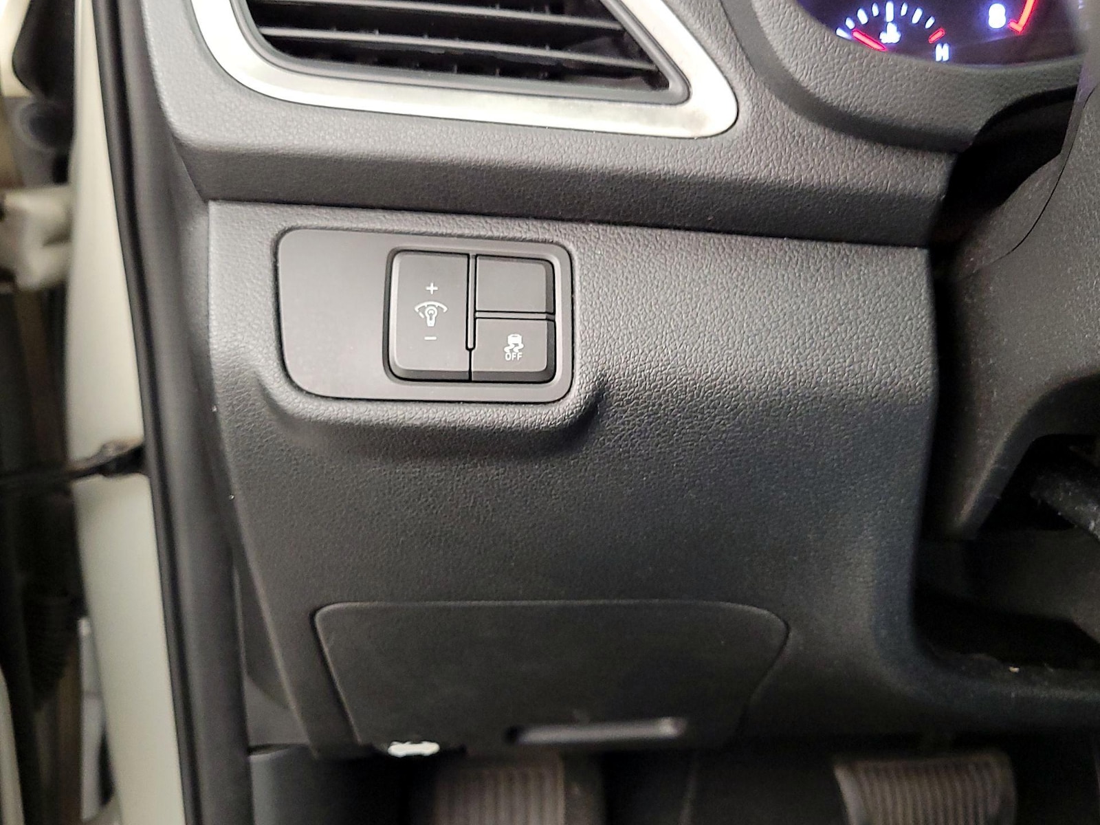 2019 Hyundai Accent SE - Photo 14