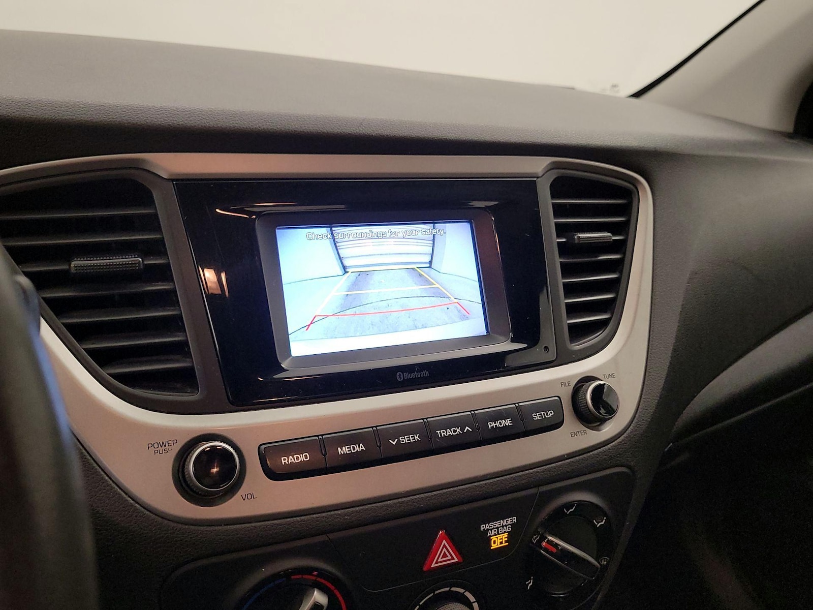 2019 Hyundai Accent SE - Photo 15
