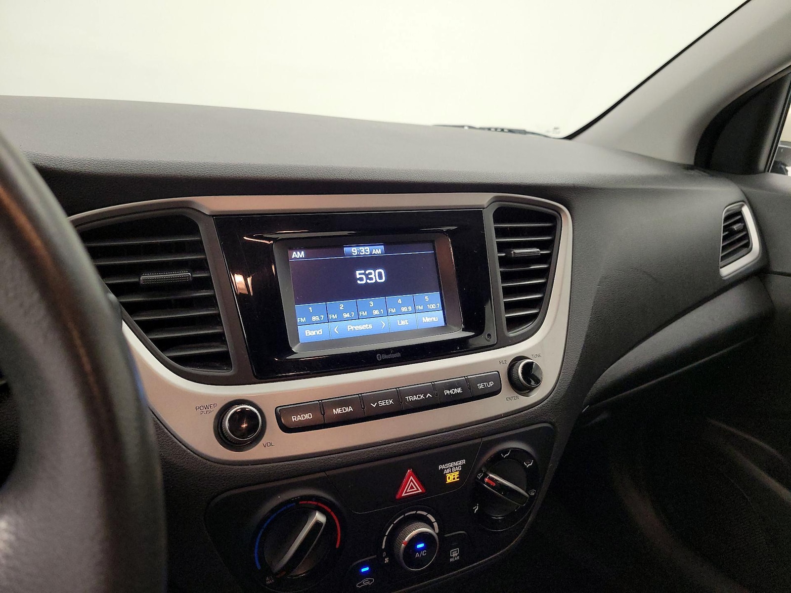 2019 Hyundai Accent SE - Photo 16