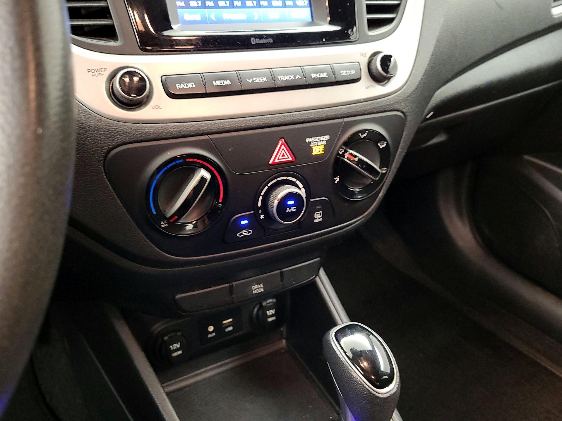 Thumbnail: 2019 Hyundai Accent - 16