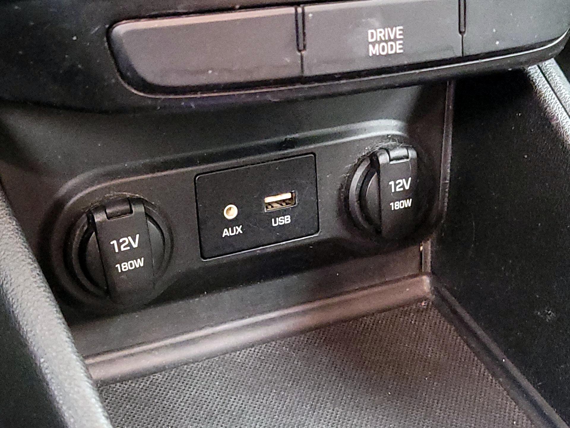 Thumbnail: 2019 Hyundai Accent - 18