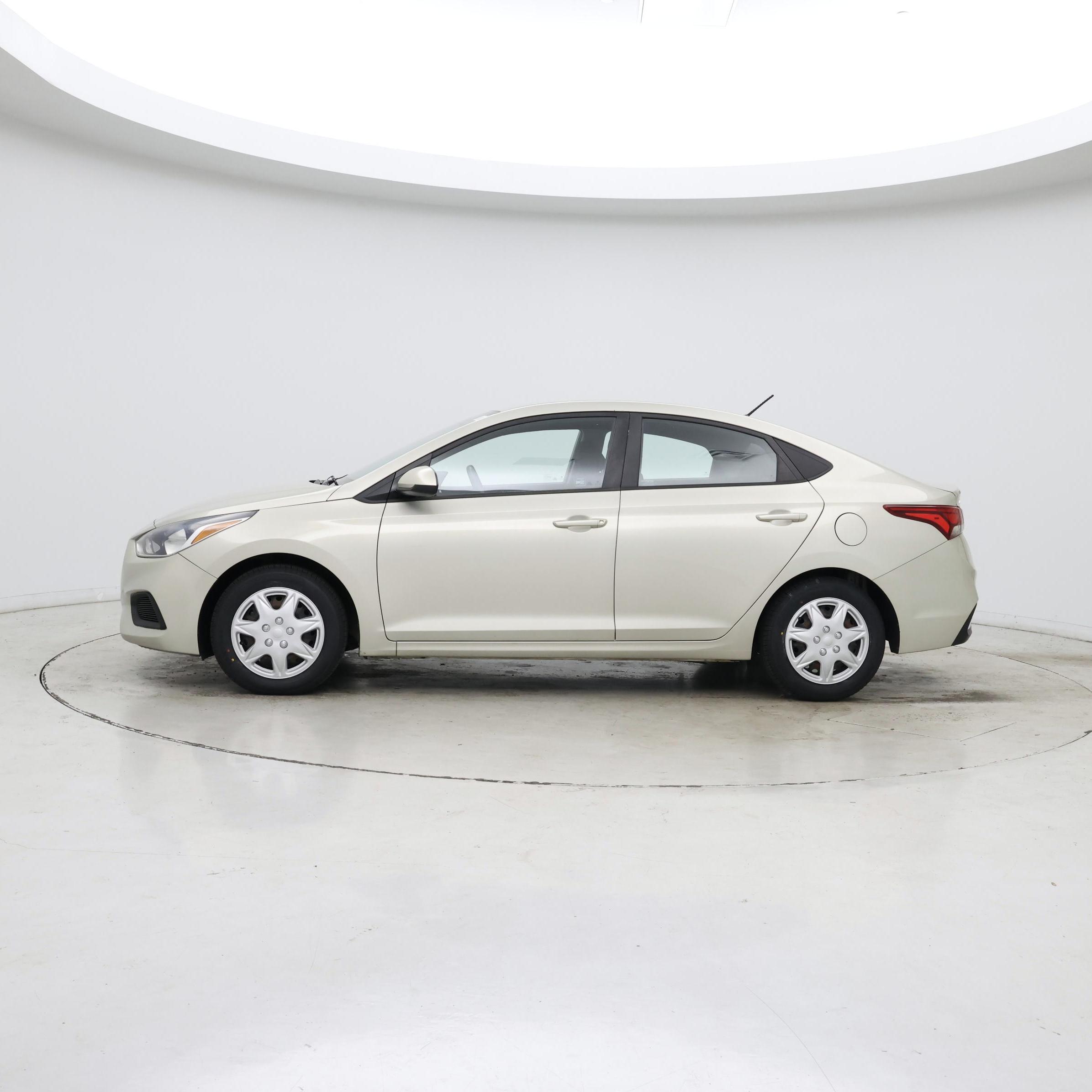 Thumbnail: 2019 Hyundai Accent - 3