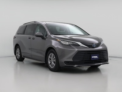 2022 Toyota Sienna Hybrid LE